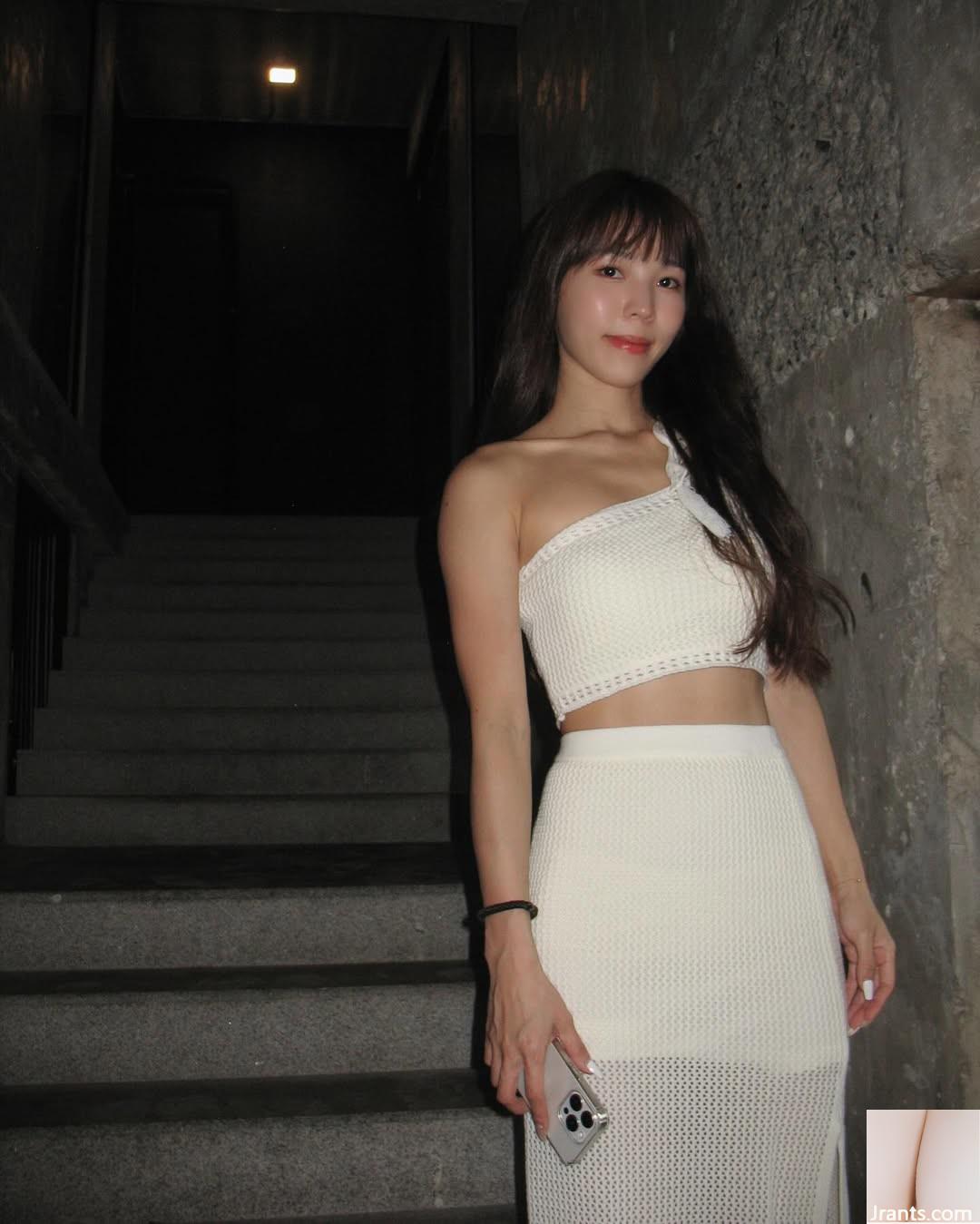 Giải phóng sexy “em gái sinh đôi 77” Nụ cười bất khả chiến bại làm tan chảy trái tim bạn (23p) - Ảnh 2