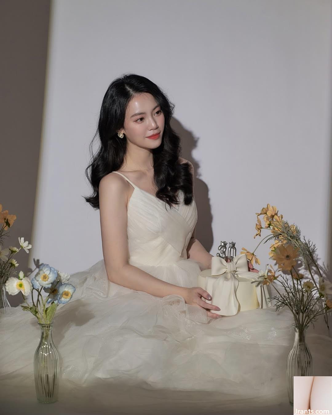 Nụ cười ngọt ngào của “Guoguo Candice” khiến mọi người mất linh hồn (19p) - Ảnh 2