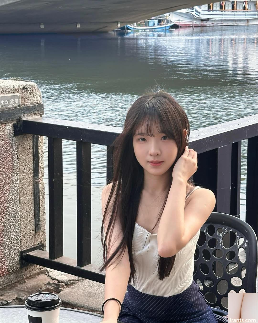 Vẻ đẹp thanh lịch “Ning” có thân hình thấp thỏm và rất quyến rũ (10P)