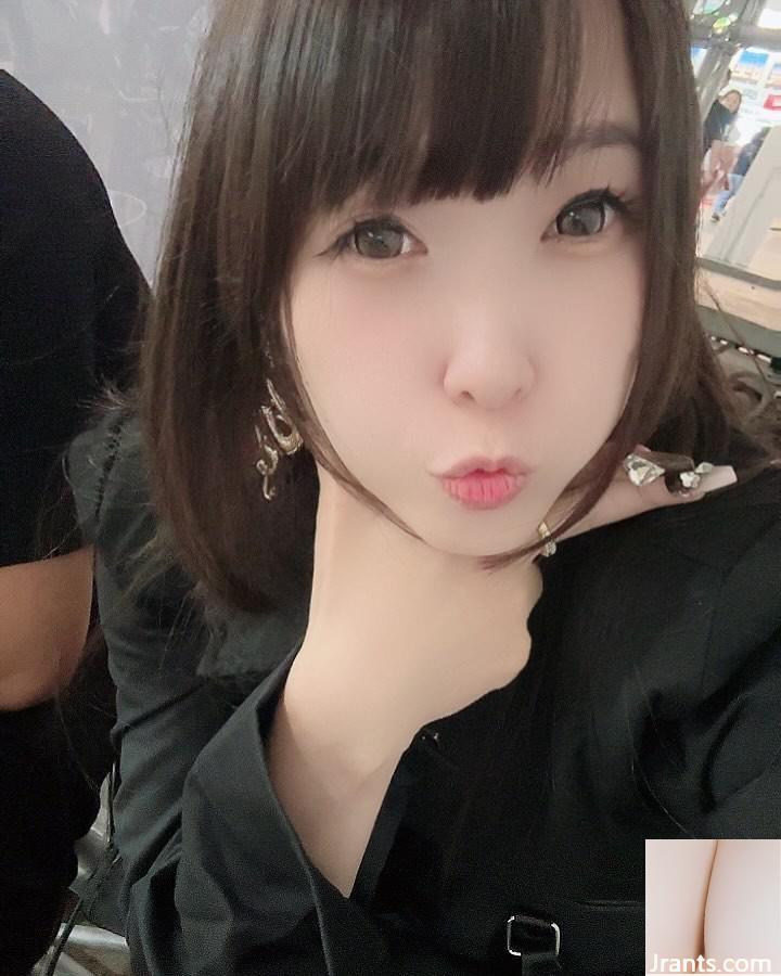 Túi vú trắng và mềm “? (Sự kết hợp hoàn hảo của sự quyến rũ của bệnh lỵ C! (13p) - Ảnh 11