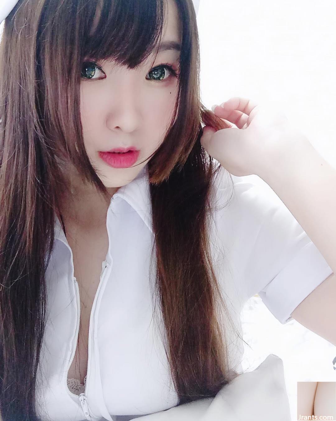 Túi vú trắng và mềm “? (Sự kết hợp hoàn hảo của sự quyến rũ của bệnh lỵ C! (13p) - Ảnh 2