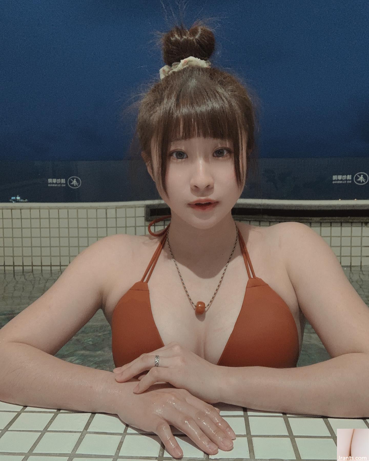 Tác động trực quan của cô gái vú thanh lịch “Qiuqiu” khiến mọi người cảm thấy yếu đuối và không thể đứng (10p) - Ảnh 4