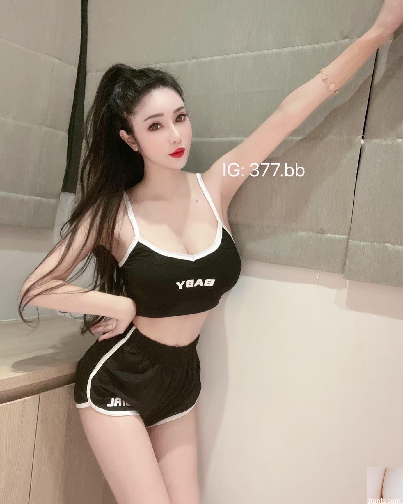 Cô gái đẹp trai tóc dài “Chen Qiqi_377” có một bộ trang phục cắt thấp khiến cư dân mạng chinh phục bạn (15p) - Ảnh 13
