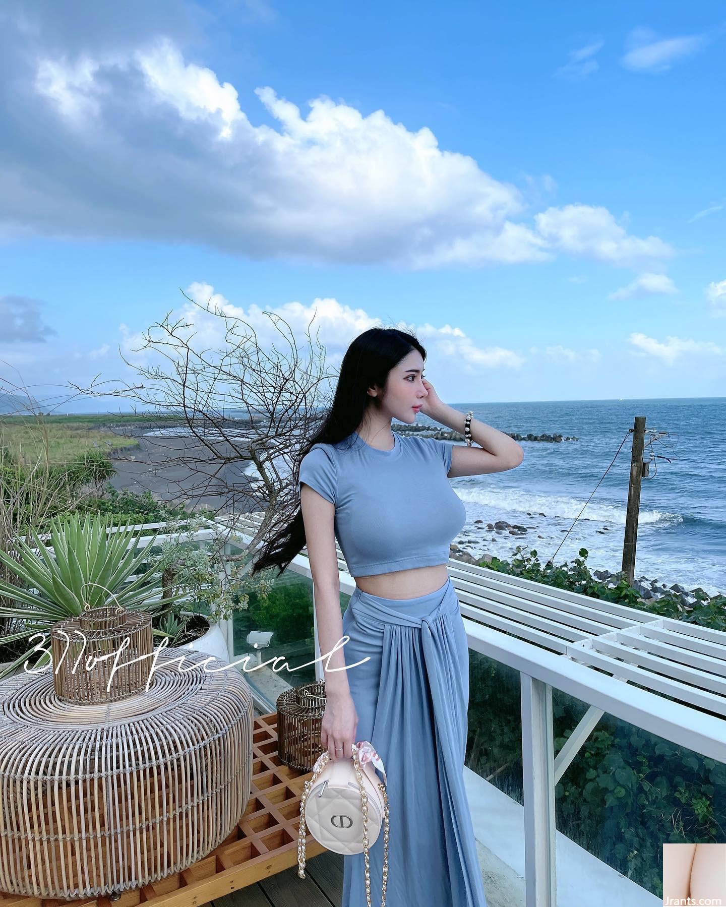 Cô gái đẹp trai tóc dài “Chen Qiqi_377” có một bộ trang phục cắt thấp khiến cư dân mạng chinh phục bạn (15p) - Ảnh 3