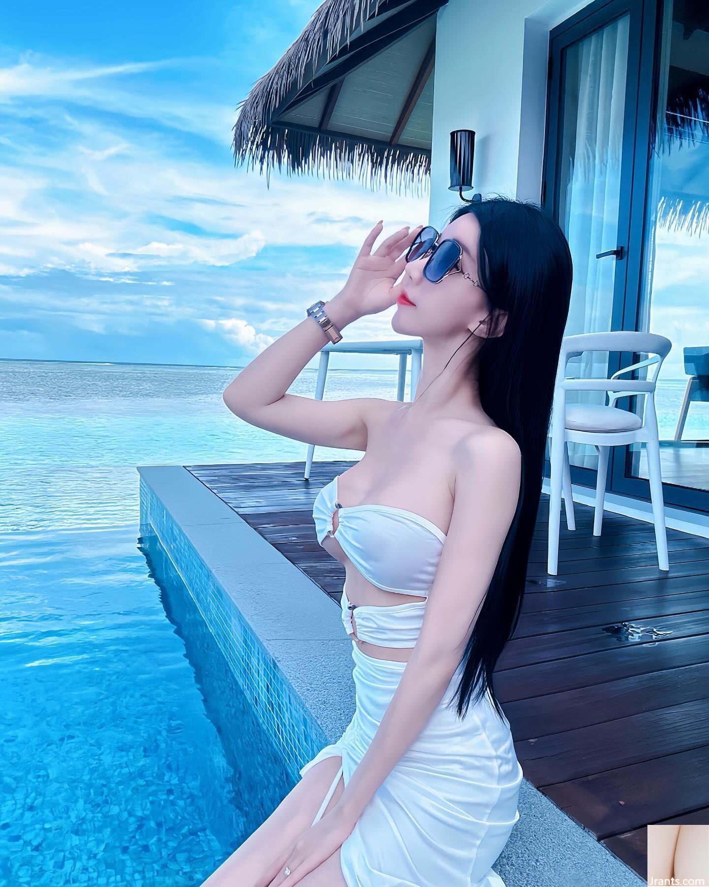 Những đường cong gợi cảm của cô gái xinh đẹp “Huang_ying” rất hấp dẫn! (17p) - Ảnh 11