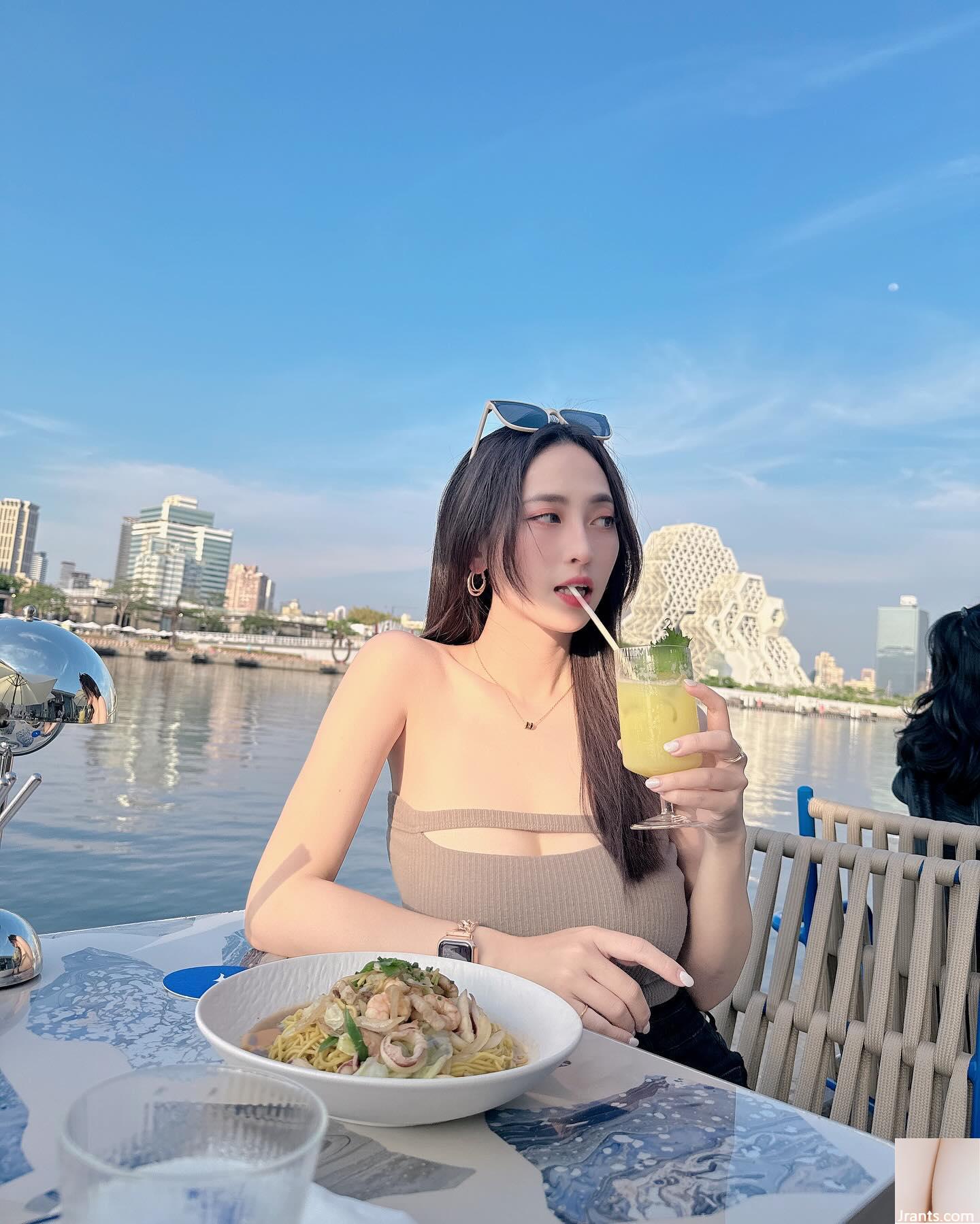 Nụ cười ngọt ngào “_dog” hơi thở ngọt ngào thật lãng mạn (16p) - Ảnh 4