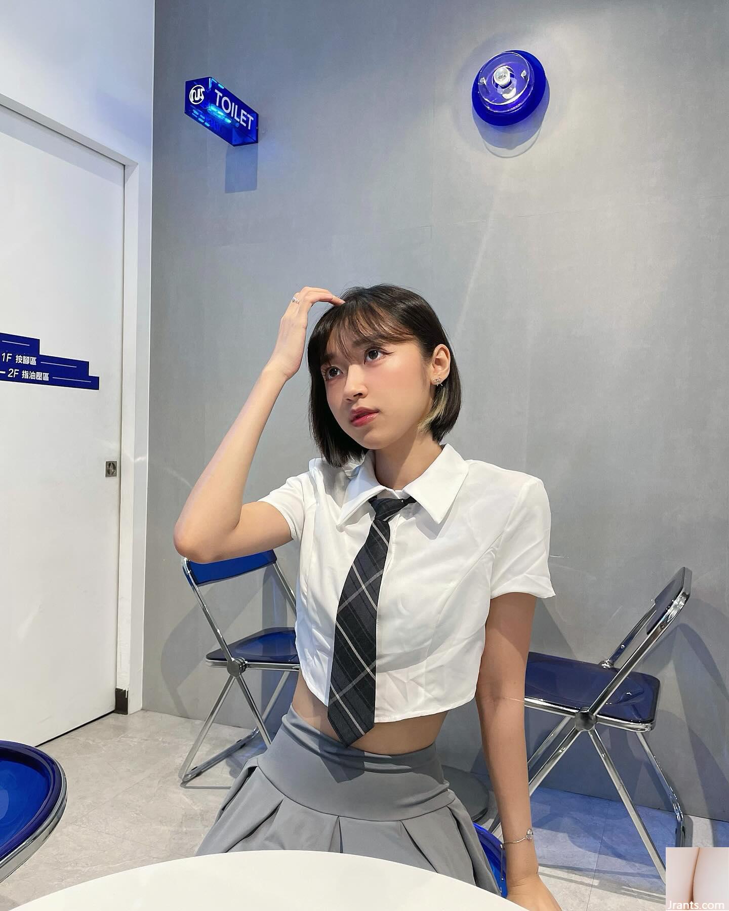 Nụ cười ngọt ngào (Jiang “Đường cong màu không được nhìn thấy (13p) - Ảnh 13