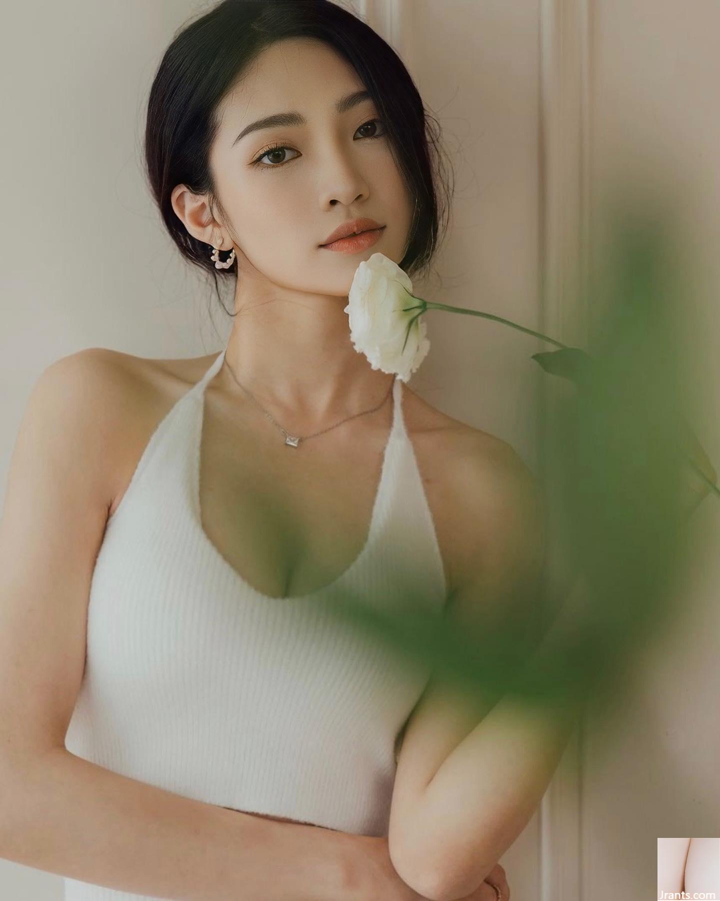 Phù thủy trên là rất nóng. - Ảnh 14