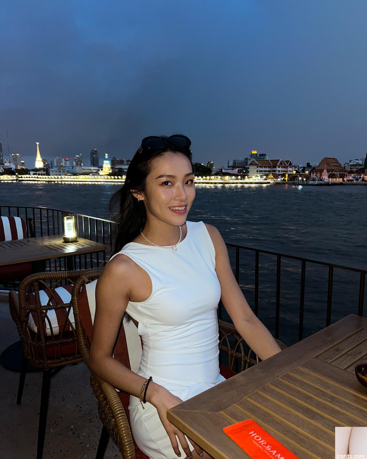 Khuôn mặt ngọt ngào và cảm giác tình yêu tốt “Huang Yujing” ngọt ngào và gợi cảm (13p) - Ảnh 3