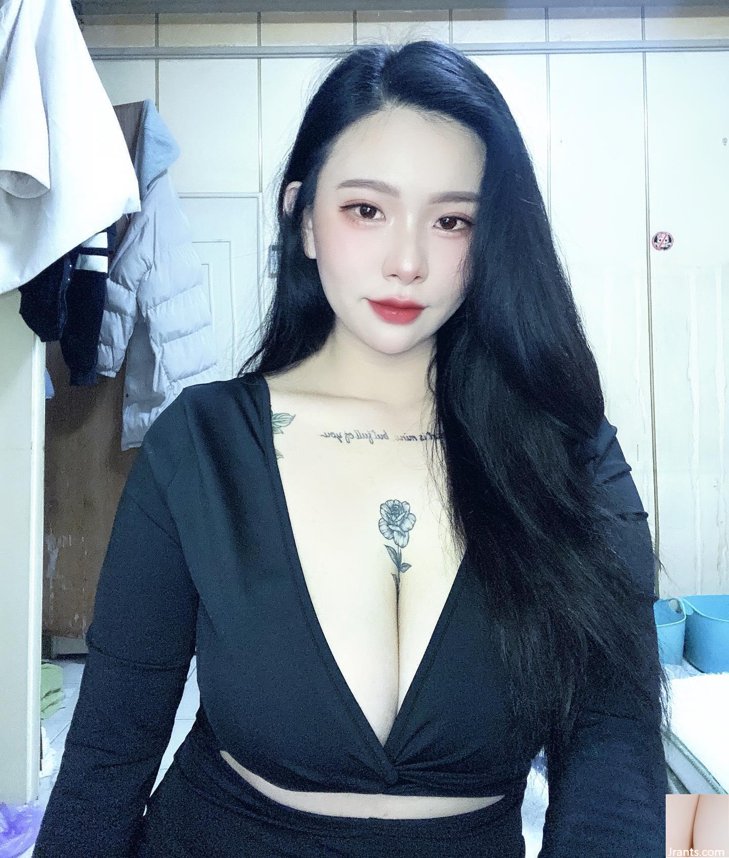 Khuôn mặt trẻ con của Nhật Bản “Mu mu” trang phục cắt thấp làm cho cư dân mạng cảm thấy đầy tính khí (18p) - Ảnh 6