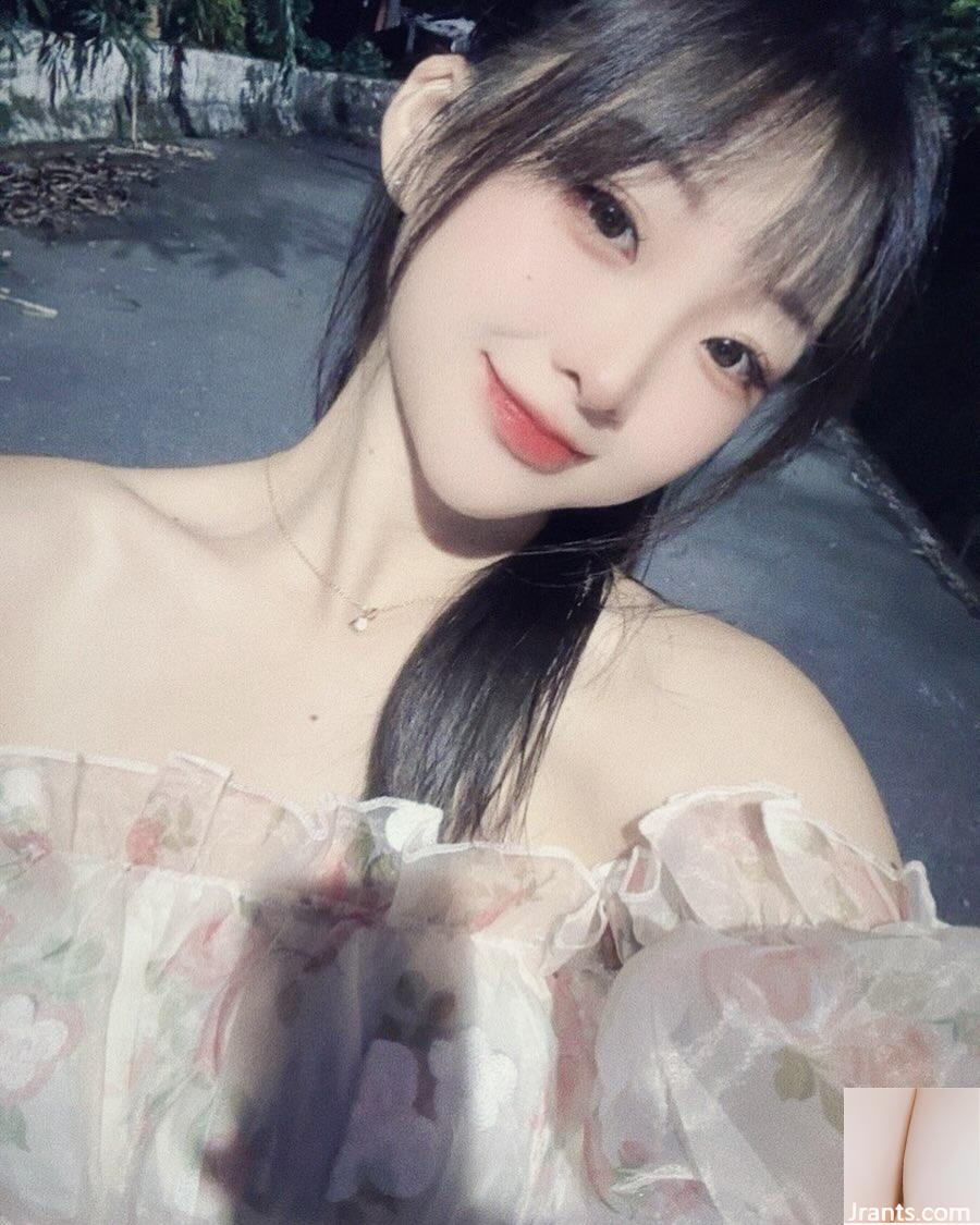 Nữ thần xinh đẹp “Little Hani” có một bộ ngực đẹp và hình dáng quyến rũ quyến rũ (16p) - Ảnh 11