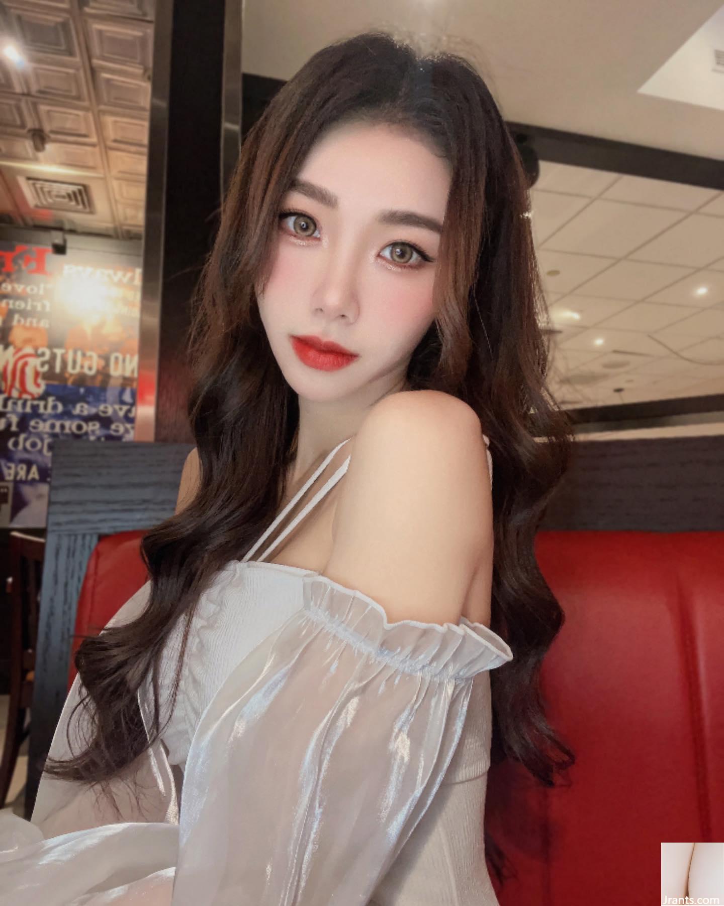 Nữ thần xinh đẹp “Zhang Xuan_erica” ​​đang quyến rũ sự gợi cảm của cô ấy (20p) - Ảnh 16