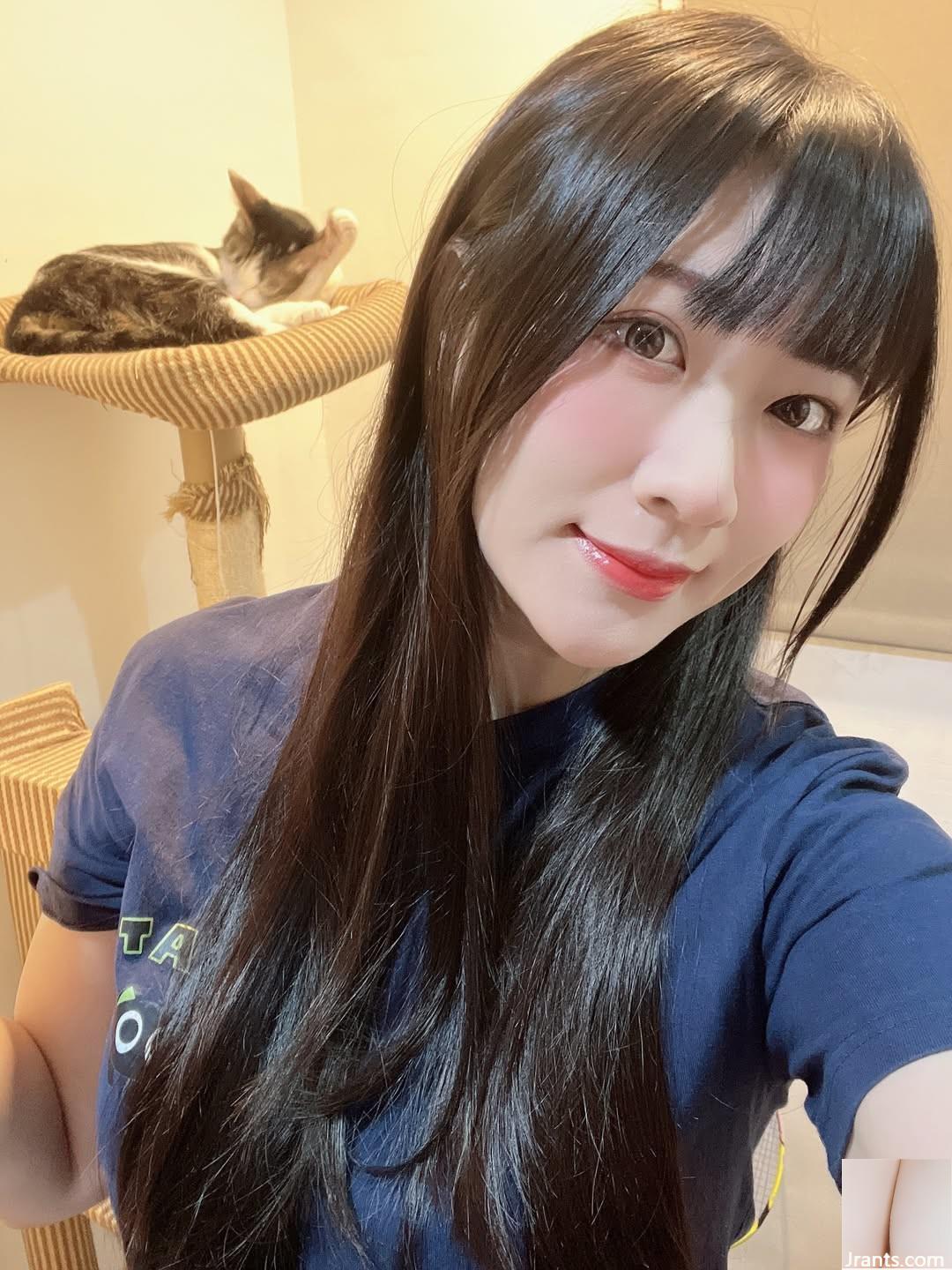 “Qiuqiu MiKa” ngọt ngào và gợi cảm không thể thiếu cô ấy (10P) - Ảnh 4