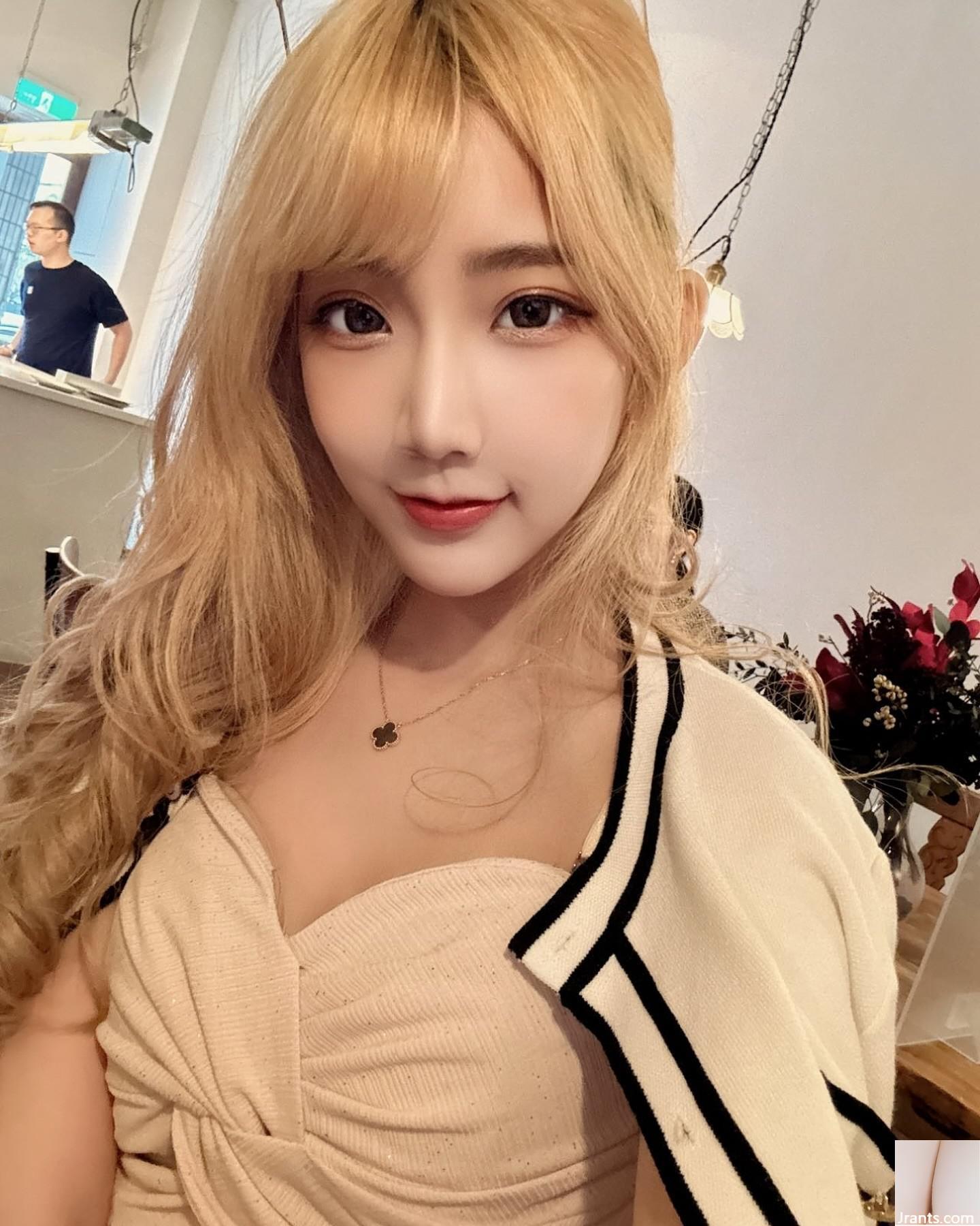 Phong cách quyến rũ “Lynnlynn” Phối cảnh ngực đẹp làm cho mọi người đẫm máu (16p) - Ảnh 11