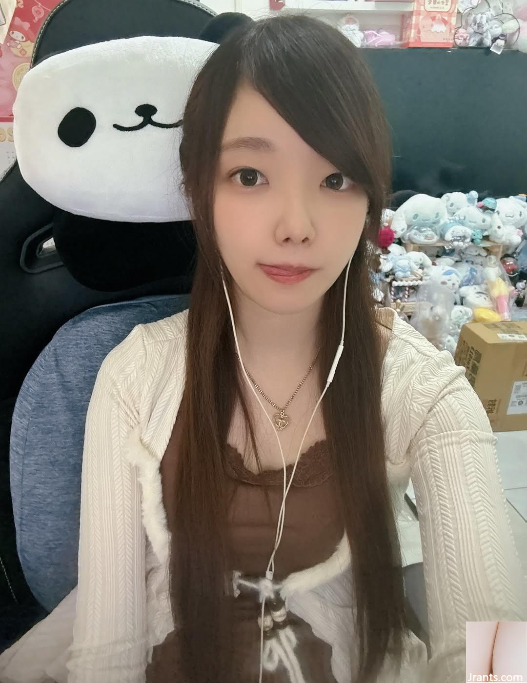 Cô gái dễ thương “Baiyi” có dáng người đẹp thấp thoáng (10P) - Ảnh 3