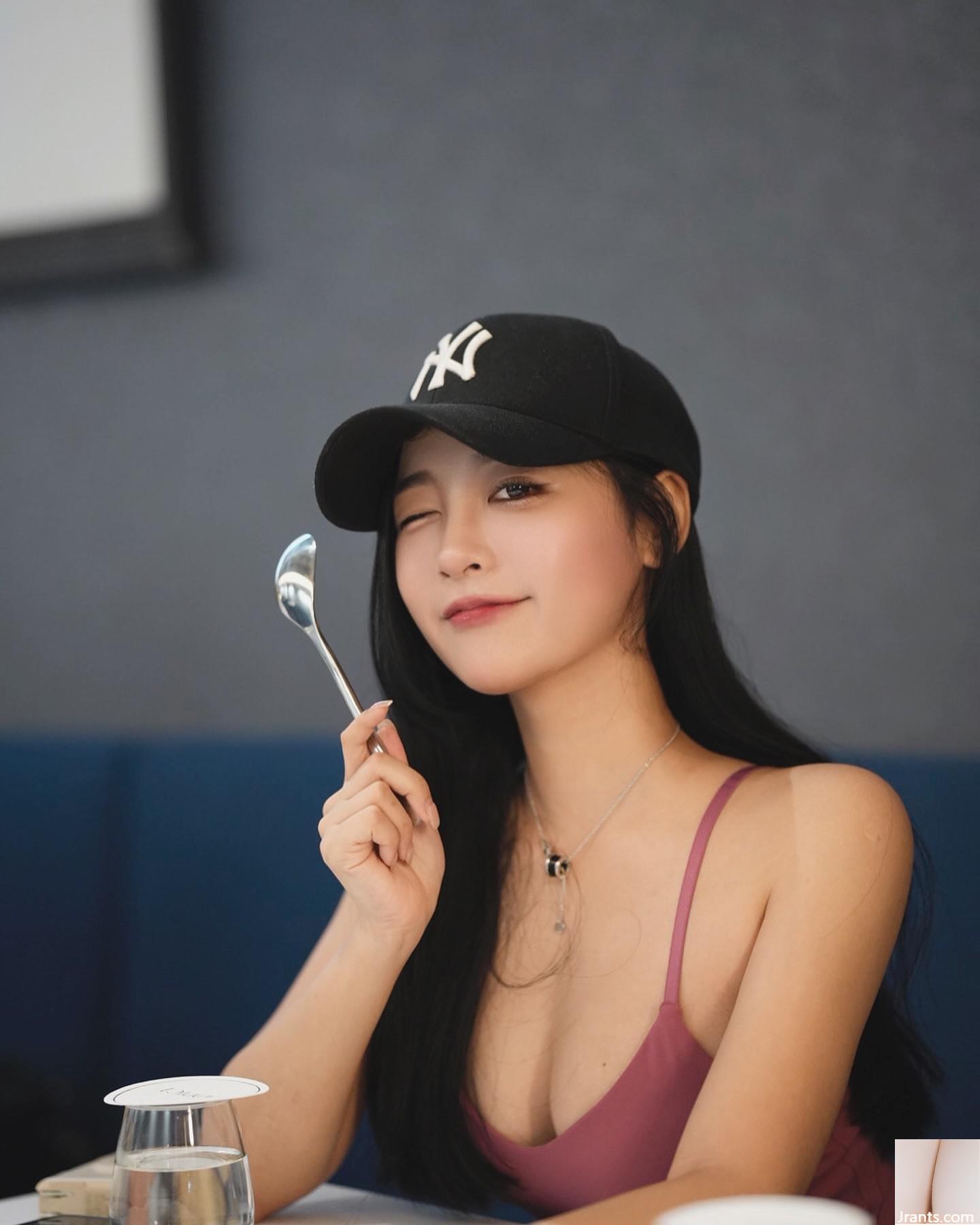 Tiên xuống Trái đất “Zeng Xiangling_xiangling_xiangling” một chút cho thấy bộ ngực của cô ấy và đang hấp dẫn đến chết (20p) - Ảnh 12