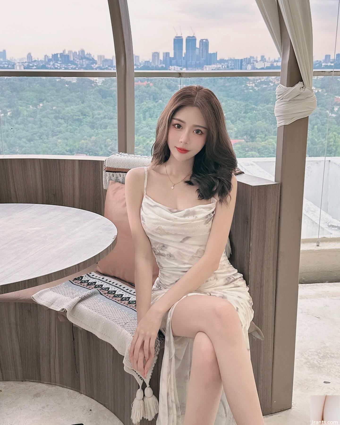 Mở và tiết lộ đôi mắt điện quyến rũ và hình dáng gợi cảm (16p) - Ảnh 12