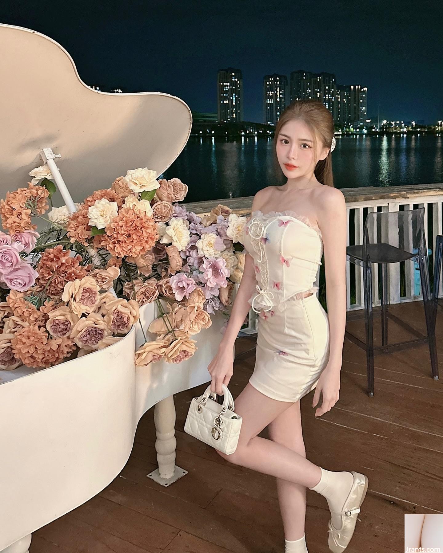 Mở và tiết lộ đôi mắt điện quyến rũ và hình dáng gợi cảm (16p) - Ảnh 4