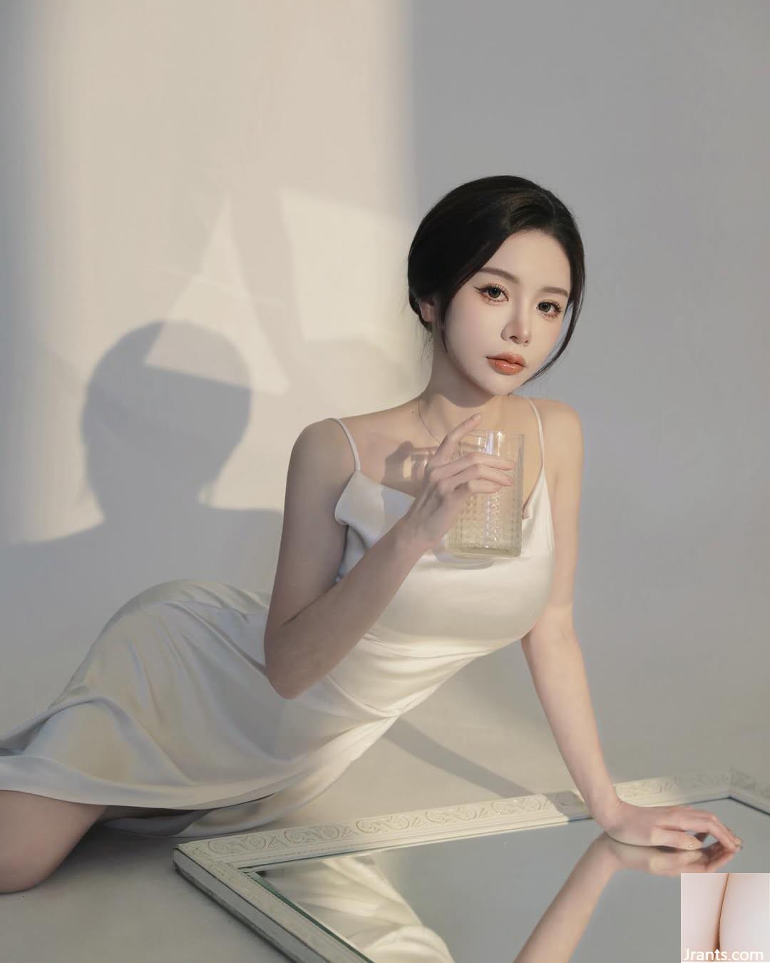 Đường cong hoàn hảo “Kubi Lin Yixuan” Nụ cười ngọt ngào và Tính khí đầy đủ điểm số (33p) - Ảnh 25