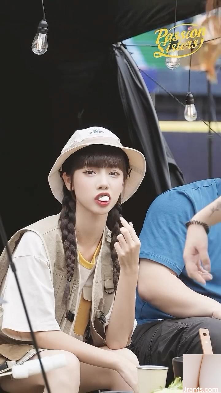 Đường cong gợi cảm của “Abby Lin Xialei” đột nhiên xuất hiện trong rãnh sâu rất hấp dẫn! - Ảnh 14