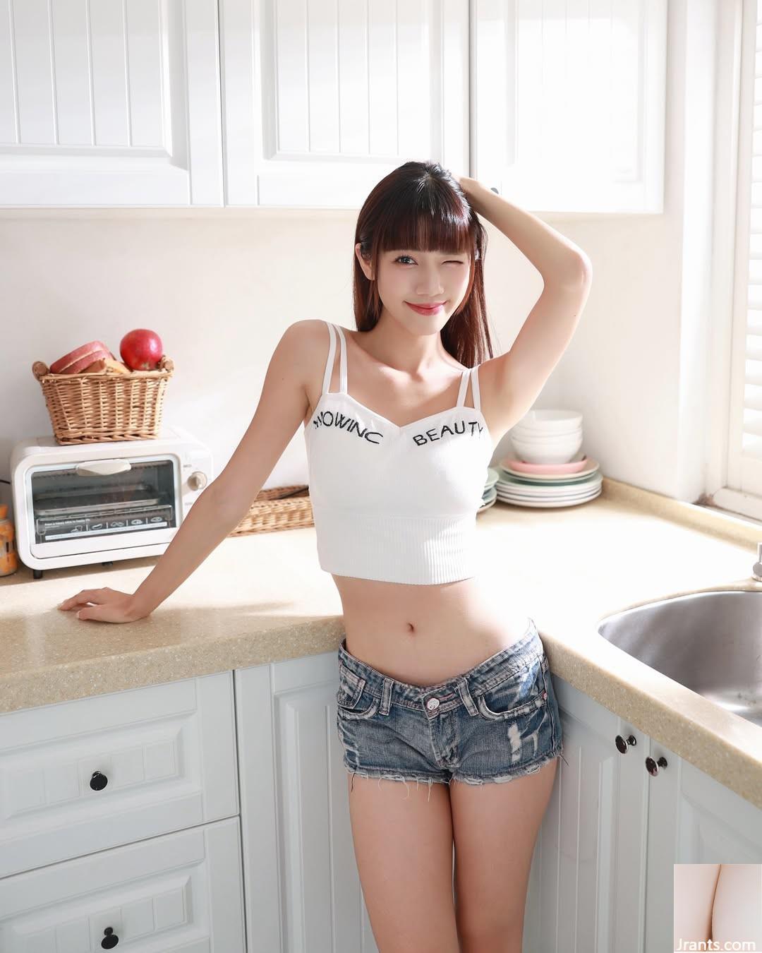 Đường cong gợi cảm của “Abby Lin Xialei” đột nhiên xuất hiện trong rãnh sâu rất hấp dẫn! - Ảnh 15