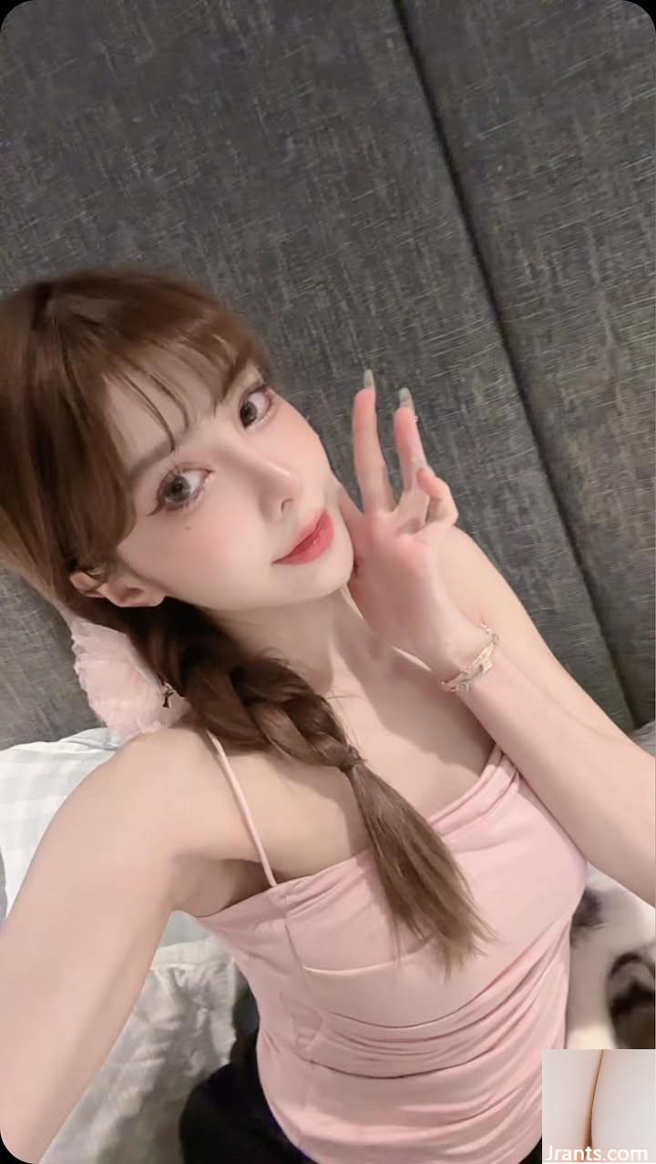 Cả hình và ngoại hình đều tốt đến mức chúng quá tốt để “cừu yang” ngực trắng và mềm (77p) - Ảnh 42