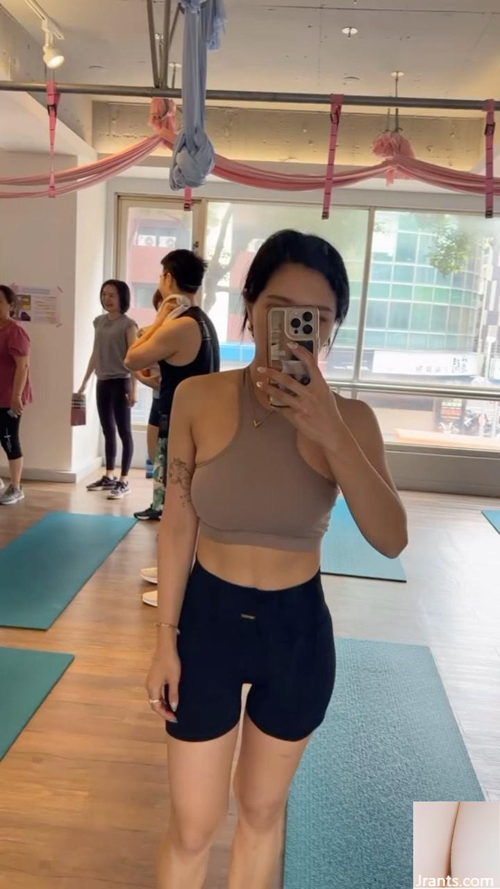 “Ami” Đường cong rãnh sâu khiến mọi người tỏa sáng không thể nào quên (42p) - Ảnh 30