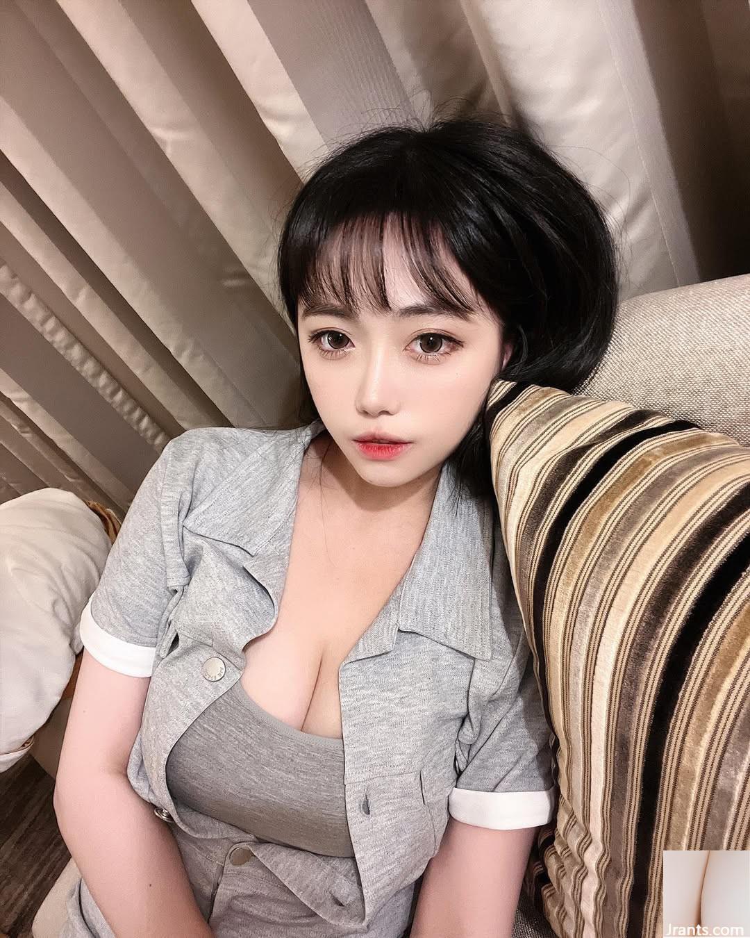 Cô gái xinh đẹp của Nagamatsu “Alice WWU” có một nhân vật rất xấu xa (37p) - Ảnh 12