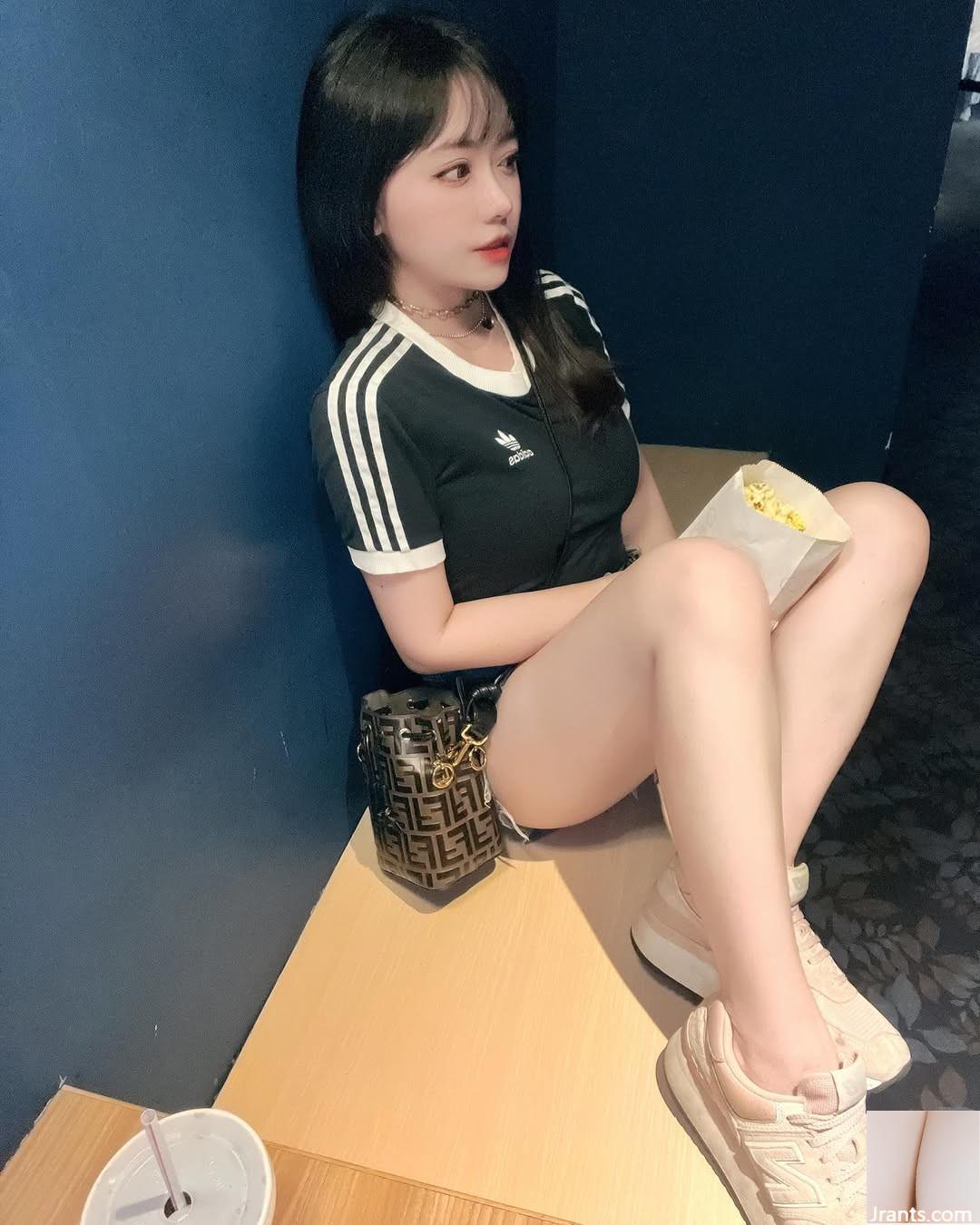 Cô gái xinh đẹp của Nagamatsu “Alice WWU” có một nhân vật rất xấu xa (37p) - Ảnh 5