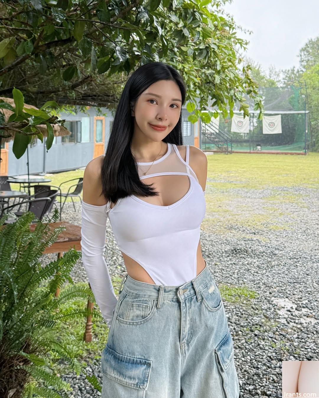 Người nổi tiếng internet nổi tiếng “Lala Su Xinning” có cả ngọt ngào và gợi cảm (32p) - Ảnh 24