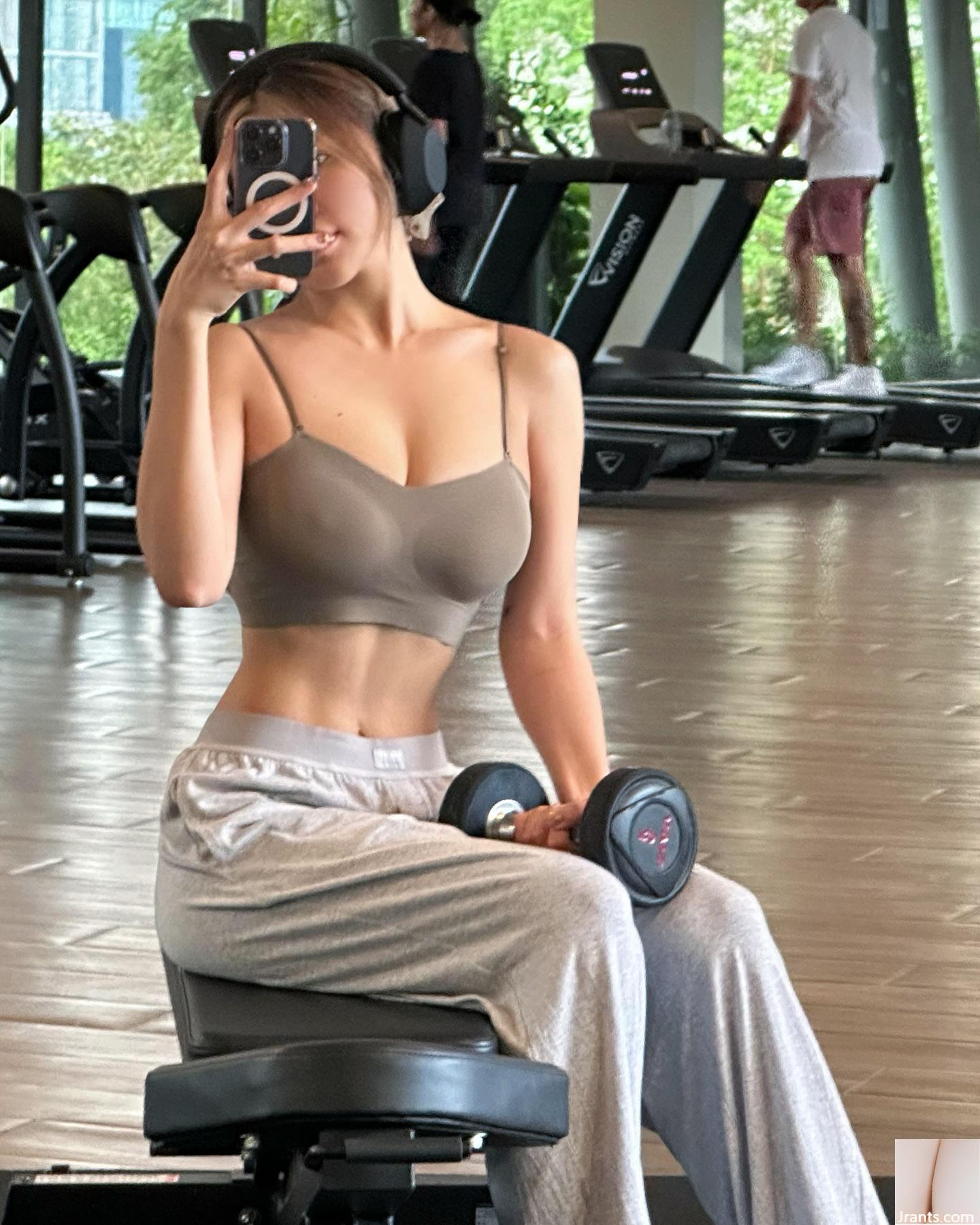 Ngoại hình tinh tế “Siew Pui Yi Xiao Pei’s Fair Body đã giành được trái tim của cư dân mạng (32P) - Ảnh 23