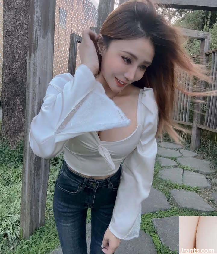 Cô gái bên cạnh “Yi Xi” có thể xử lý cả ngọt ngào và gợi cảm (45p) - Ảnh 20