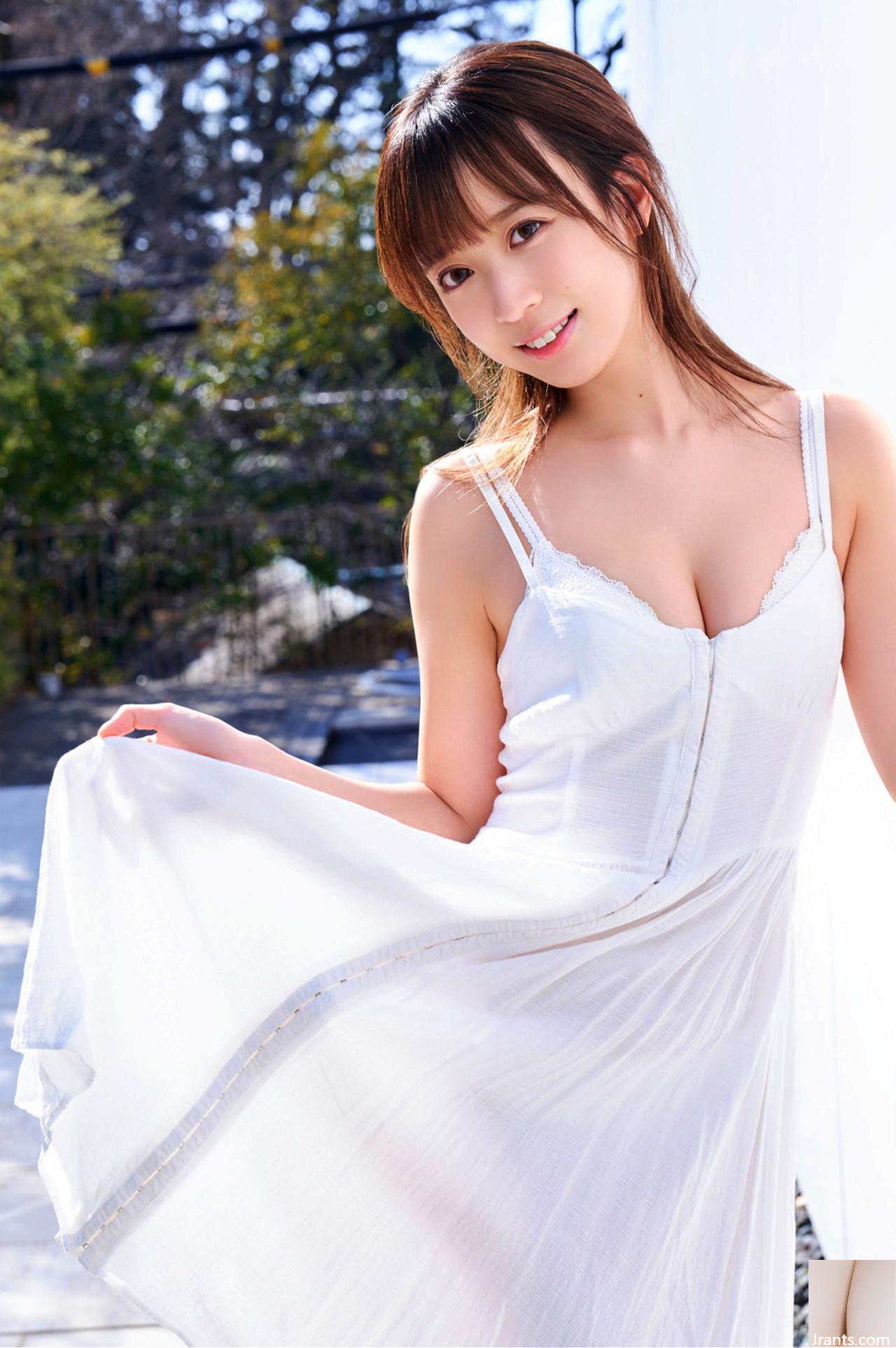 (YAMI ヤミ) Đôi chân thon gọn + vòng eo gợi cảm (27P) - Ảnh 2