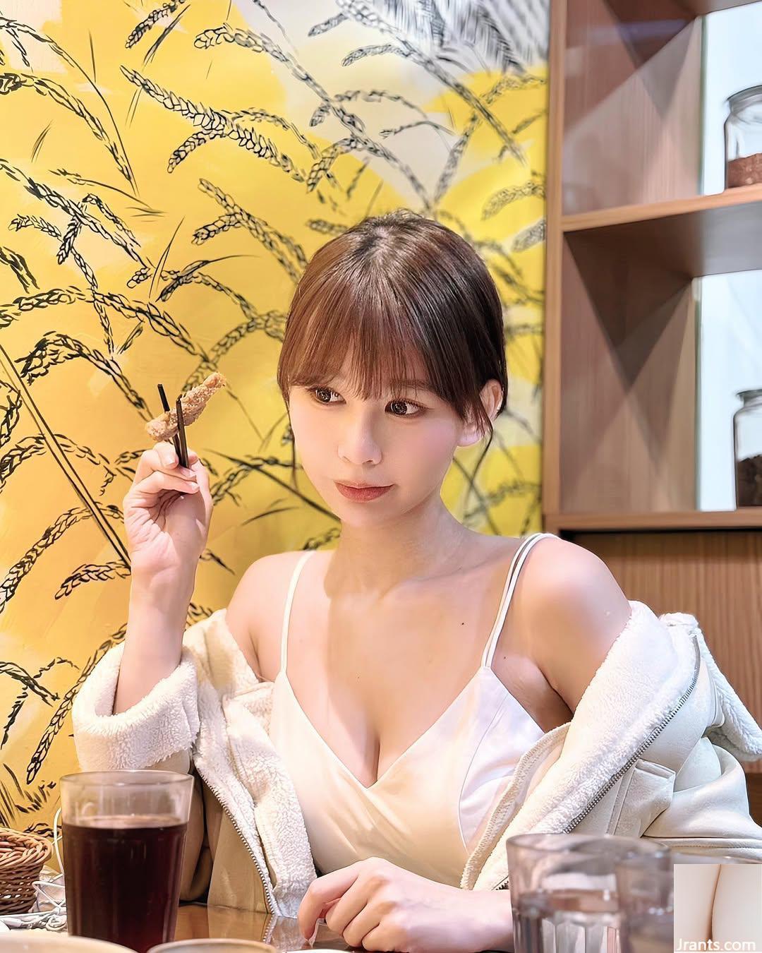 Cơ thể nóng bỏng của một người “Naru” cám dỗ cơ thể với sự chết người quá mạnh (57p) - Ảnh 15