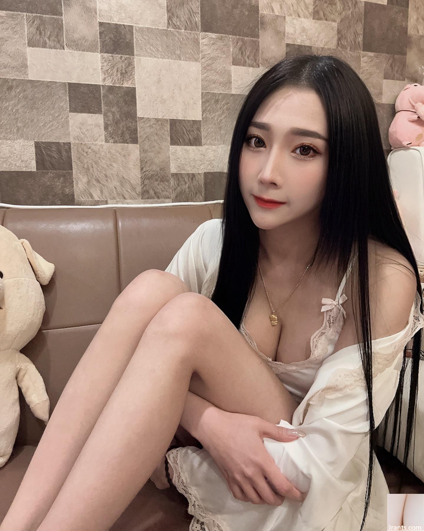 Chiếc rương tròn và đầy đủ, và đường cong tỷ lệ tuyệt vời là siêu chật (25p) - Ảnh 3