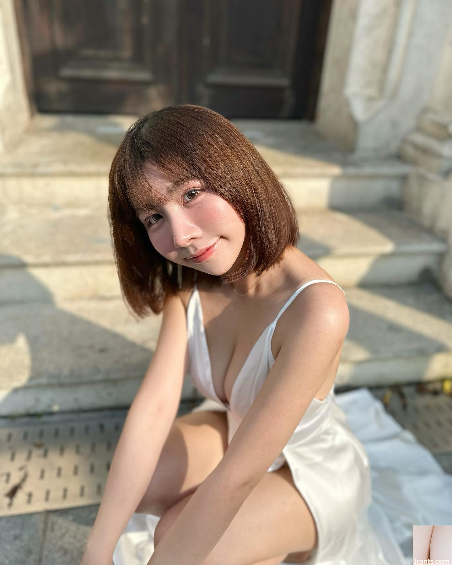 Cơ thể hấp dẫn “Zhou Nianxun” cô gái xinh đẹp và xinh đẹp cười ngọt ngào và khiến mọi người mất linh hồn (45p) - Ảnh 16