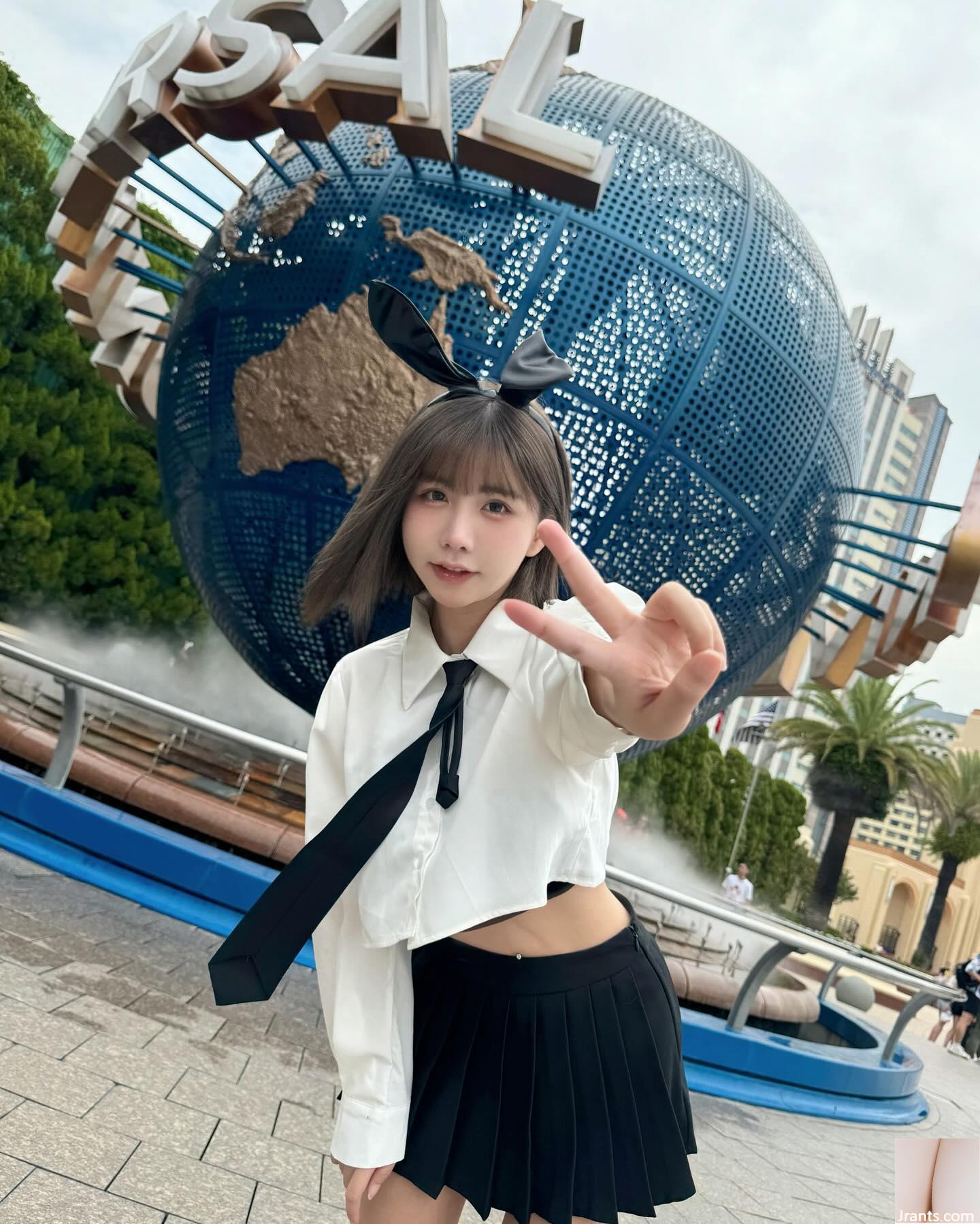 Cơ thể hấp dẫn “Zhou Nianxun” cô gái xinh đẹp và xinh đẹp cười ngọt ngào và khiến mọi người mất linh hồn (45p) - Ảnh 28