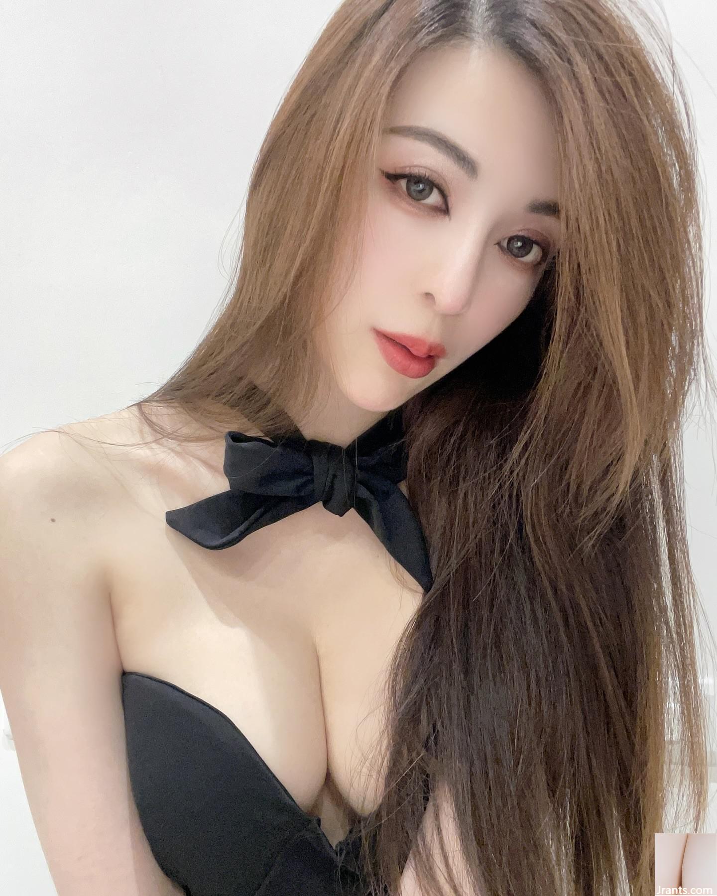 Vú trắng và mềm “Keni Alina” quá gây chết người đối với bất kỳ ai để chịu được sự cám dỗ (35p) ( - Ảnh 7