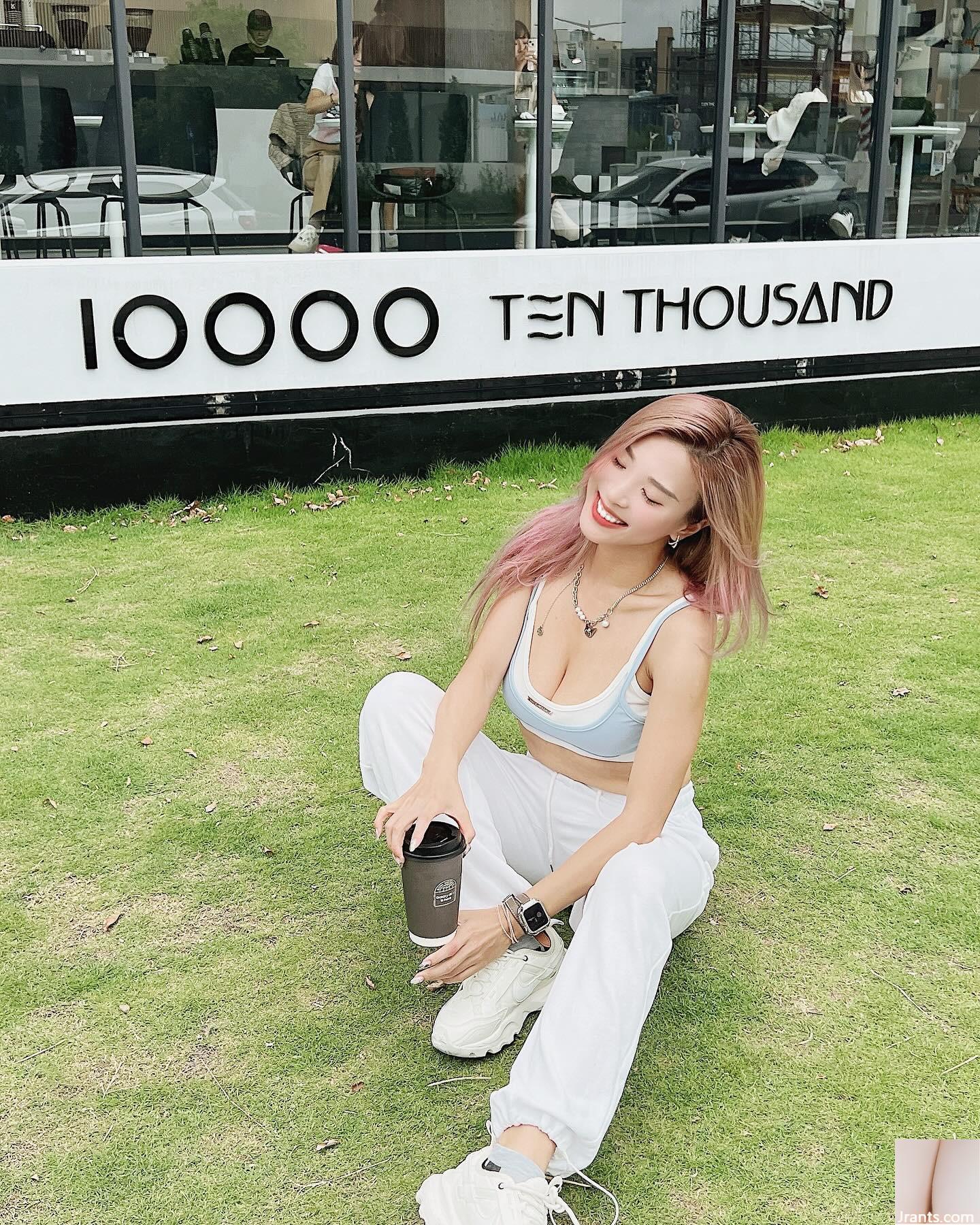 Các hình ảnh bắt mắt khác nhau “Zhao Beier | Bella” Evil và Plump Rest (39p) - Ảnh 2