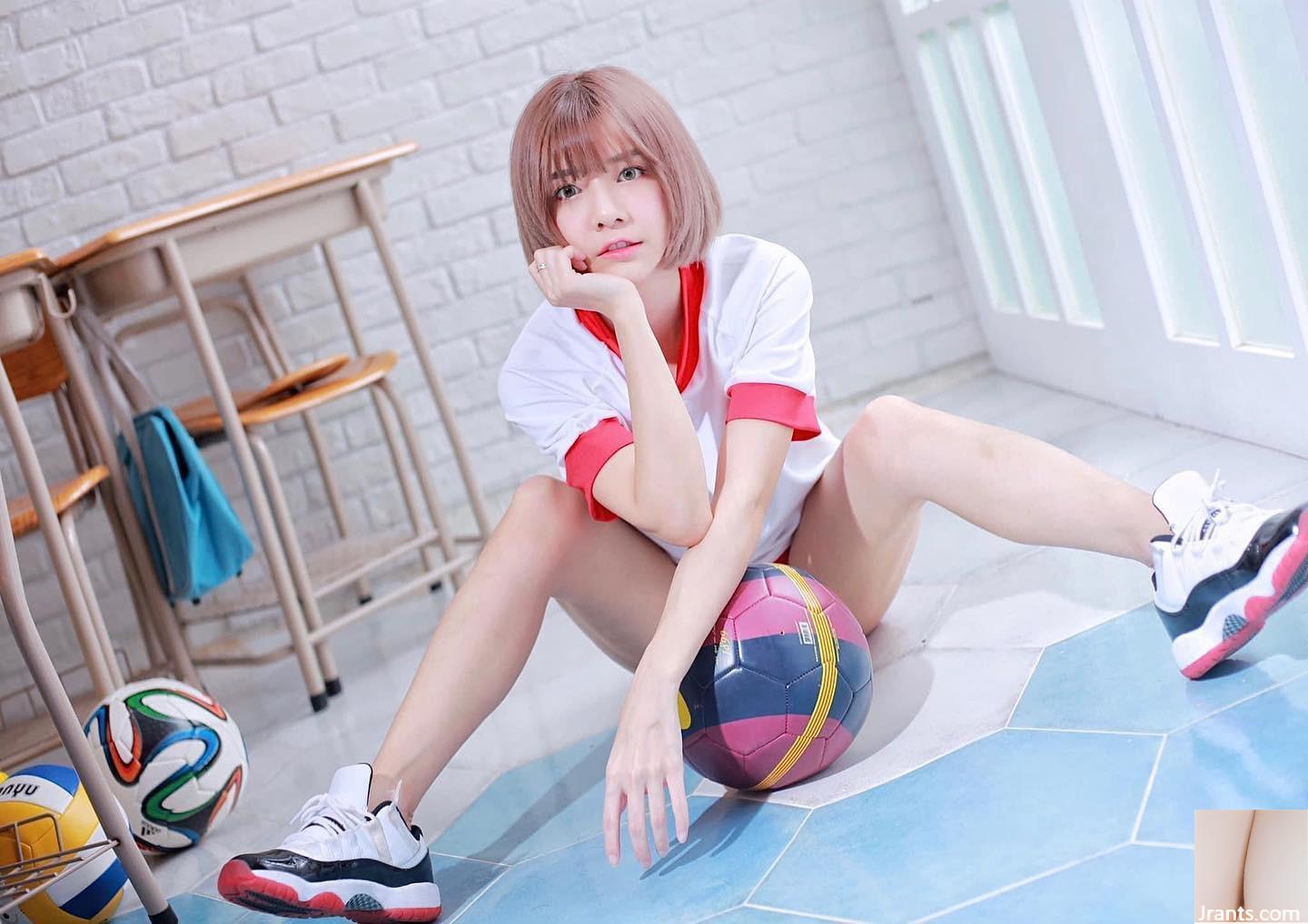 Đội cổ vũ Đài Loan MC Nữ thần Lrene Lin Airong (7P) - Ảnh 7