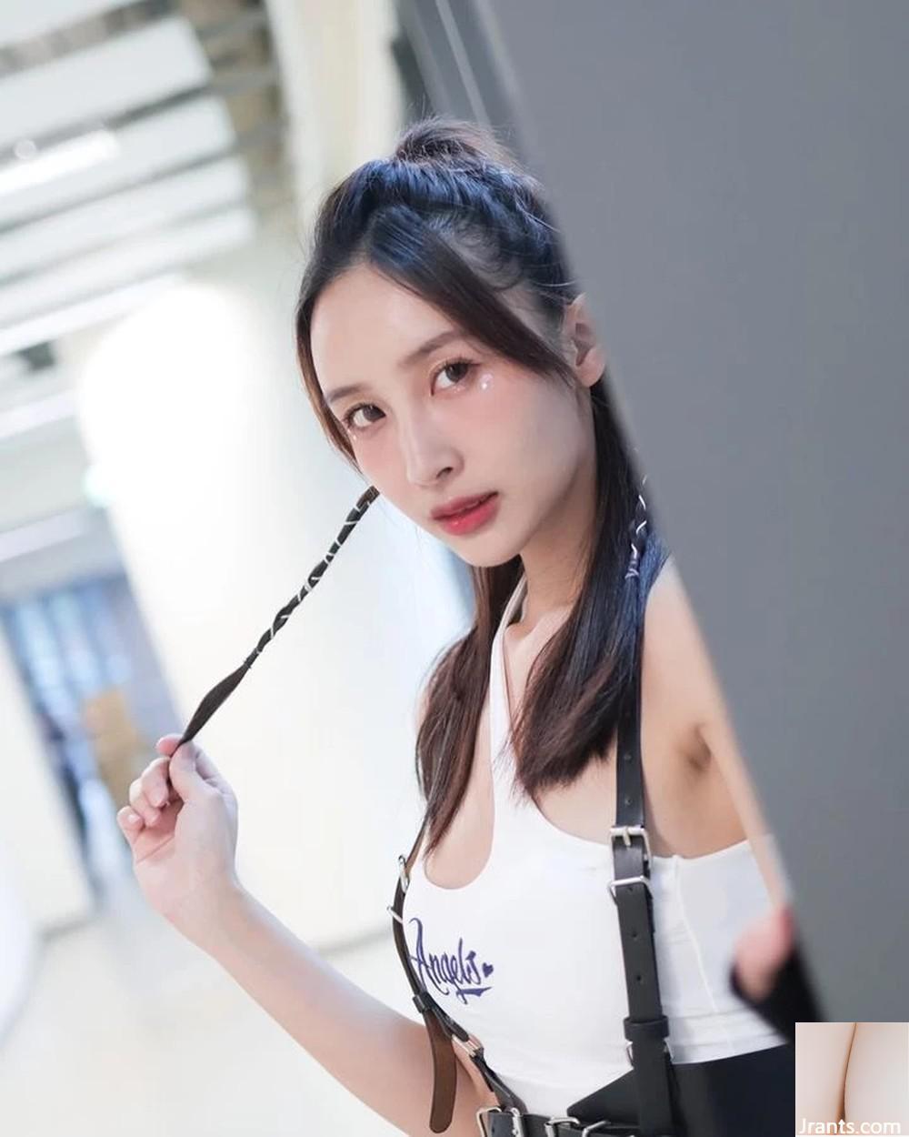 Nữ thần ngọt ngào “Zhenzhen” là một nụ cười ngọt ngào. - Ảnh 5