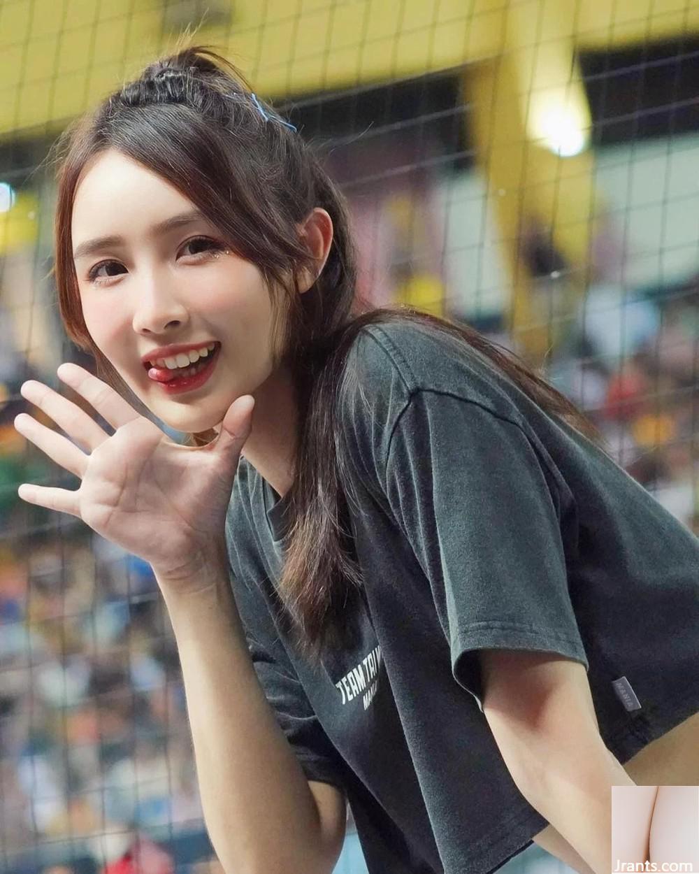 Nữ thần ngọt ngào “Zhenzhen” là một nụ cười ngọt ngào. - Ảnh 6