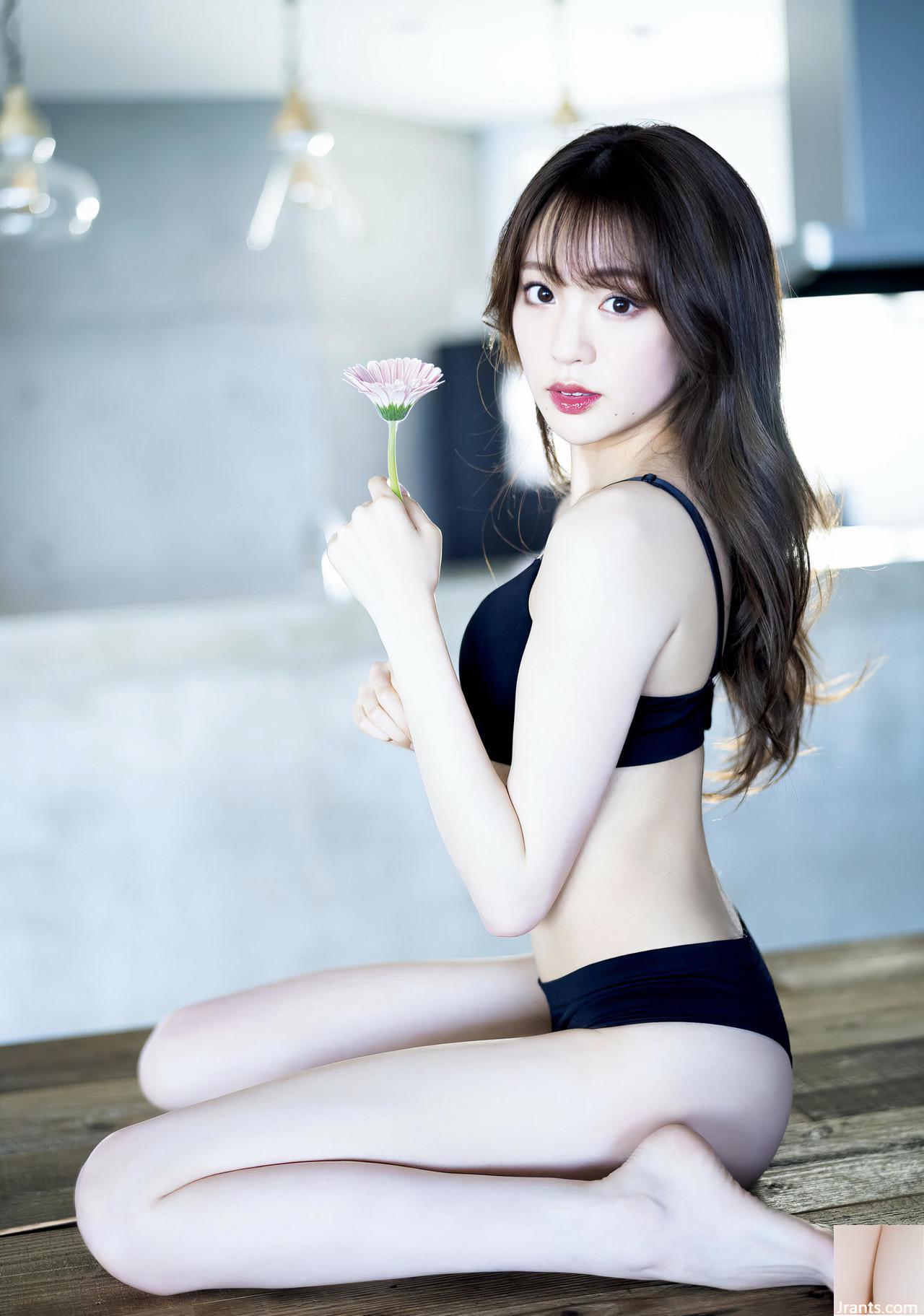 (Shida Tomomi) Một khuôn mặt đẹp trai khiến mọi người không thể bỏ qua … một cảm giác tình yêu đầy đủ (38p) - Ảnh 26