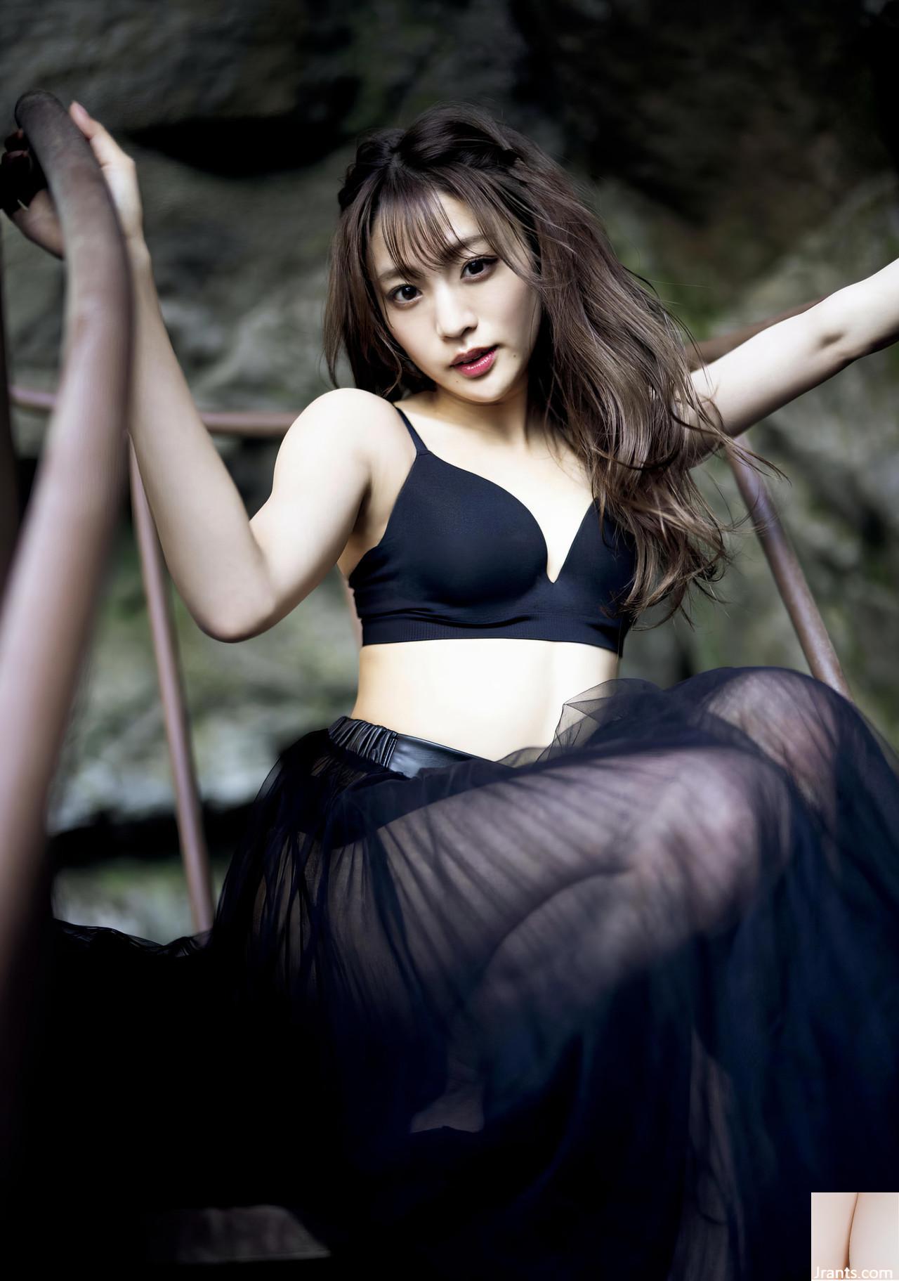 (Shida Tomomi) Một khuôn mặt đẹp trai khiến mọi người không thể bỏ qua … một cảm giác tình yêu đầy đủ (38p) - Ảnh 31