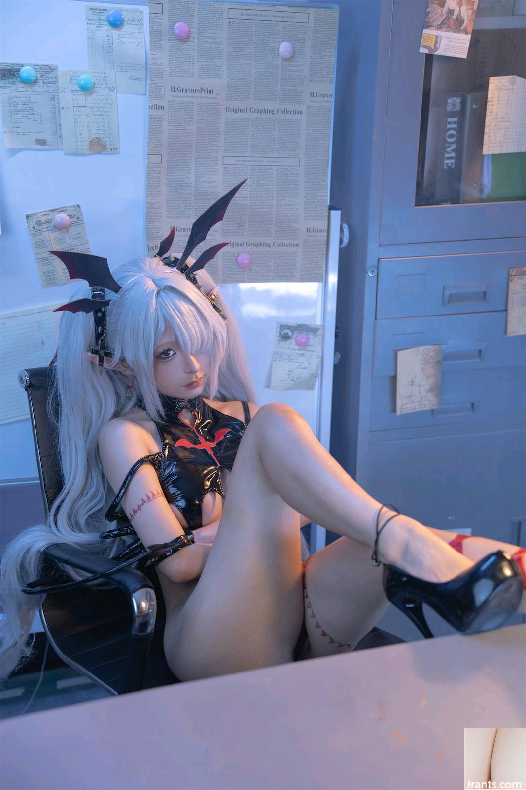 Chunmomo-Azure Blue Silver Mirror Iori (190p) - Ảnh 15