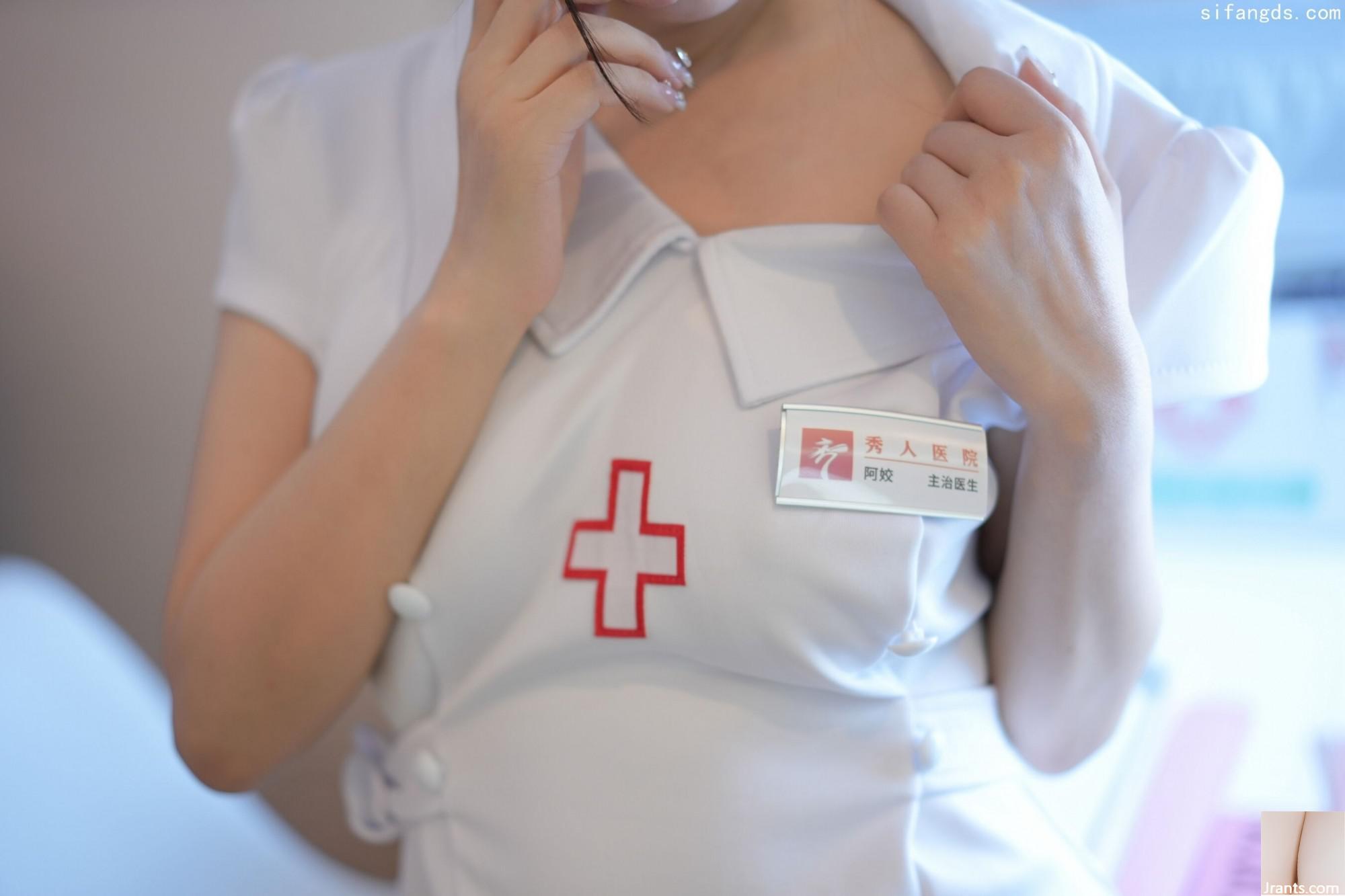 Aura Aya “Mua sắm riêng” - Ảnh 11