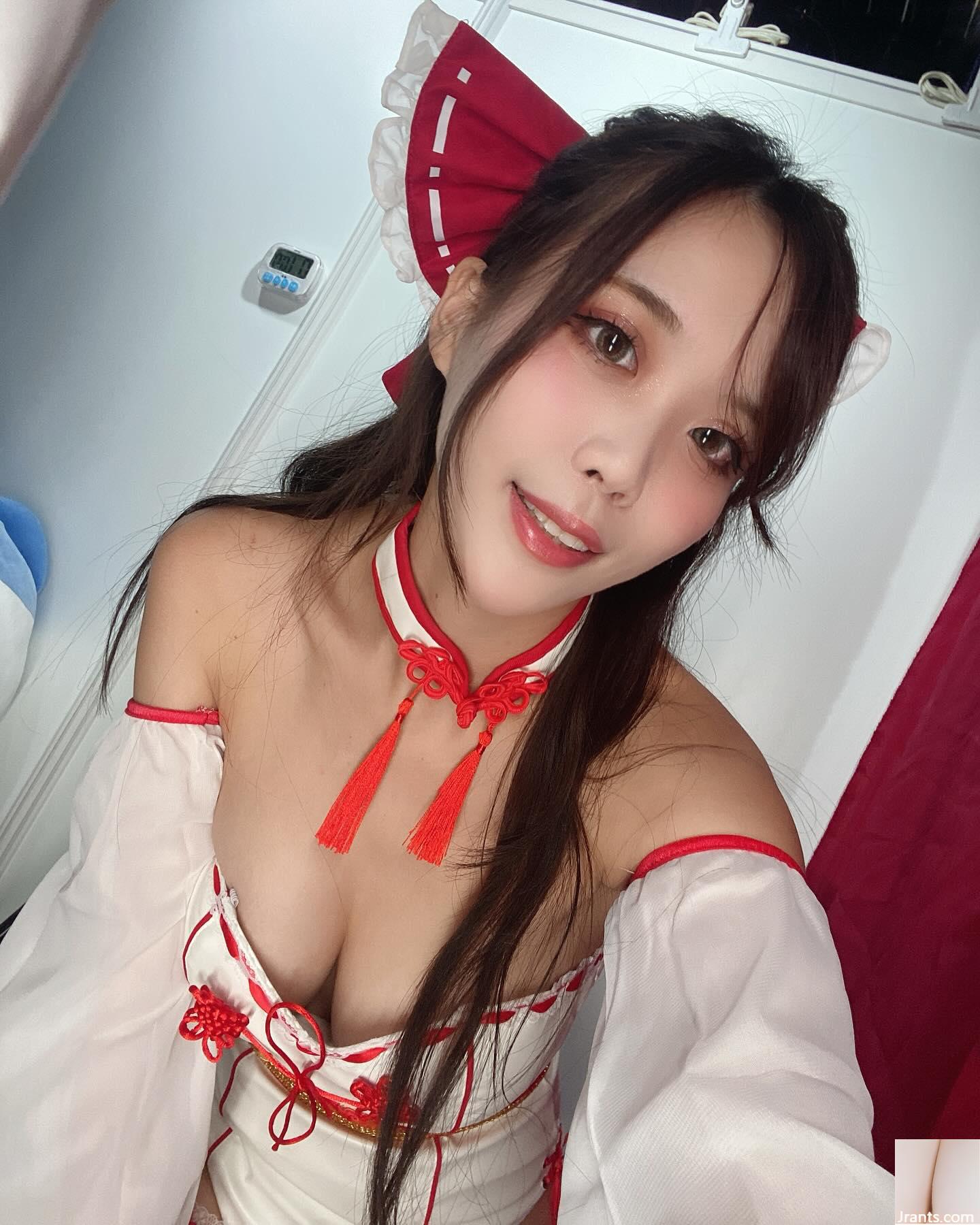 (Ruby Xiaoxu “Cơ thể nóng chứa đầy vật liệu và hương thơm (28p) - Ảnh 18