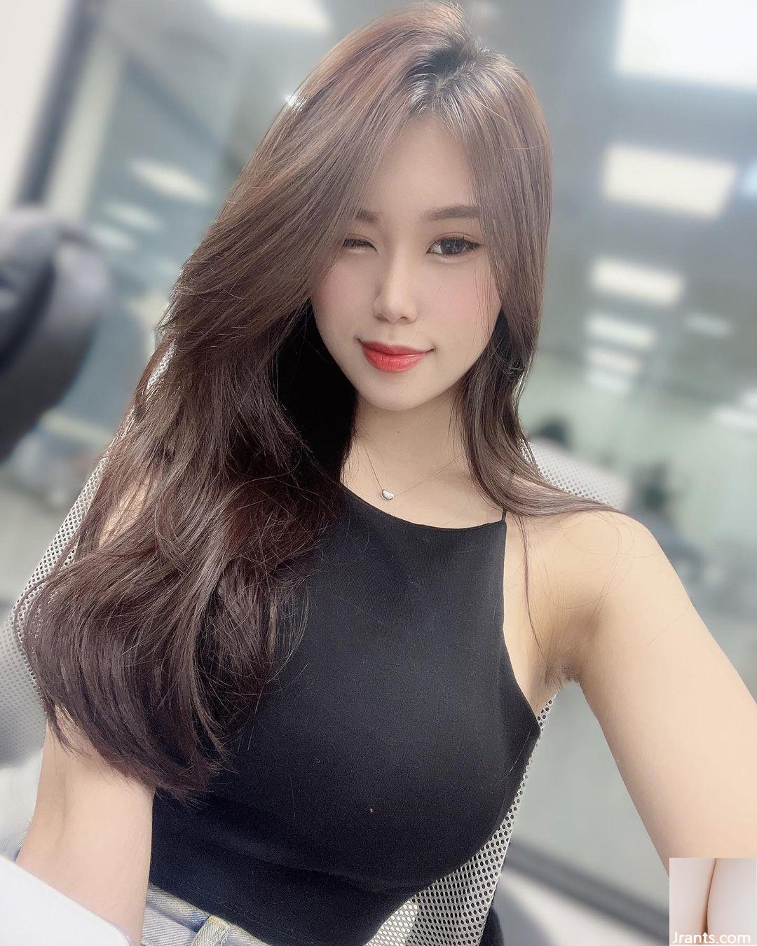 Người nổi tiếng nóng bỏng trên Internet “Qi” có thân hình nóng bỏng và khoe đường cong quyến rũ (21P) - Ảnh 3