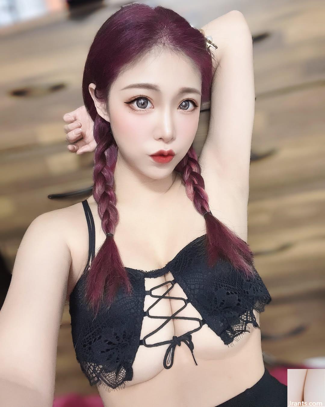 Vụ nổ gợi cảm (Ting Yi” có thân hình đáng kinh ngạc và khó có thể che giấu sự phấn khích của cô ấy chỉ bằng cách nhìn vào nó (39P) - Ảnh 2