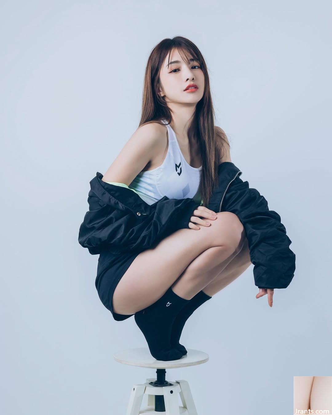 “YING Lin Daiying” có ngoại hình đẹp, làn da trắng và những đường cong nóng bỏng được giấu sâu (29P) - Ảnh 7